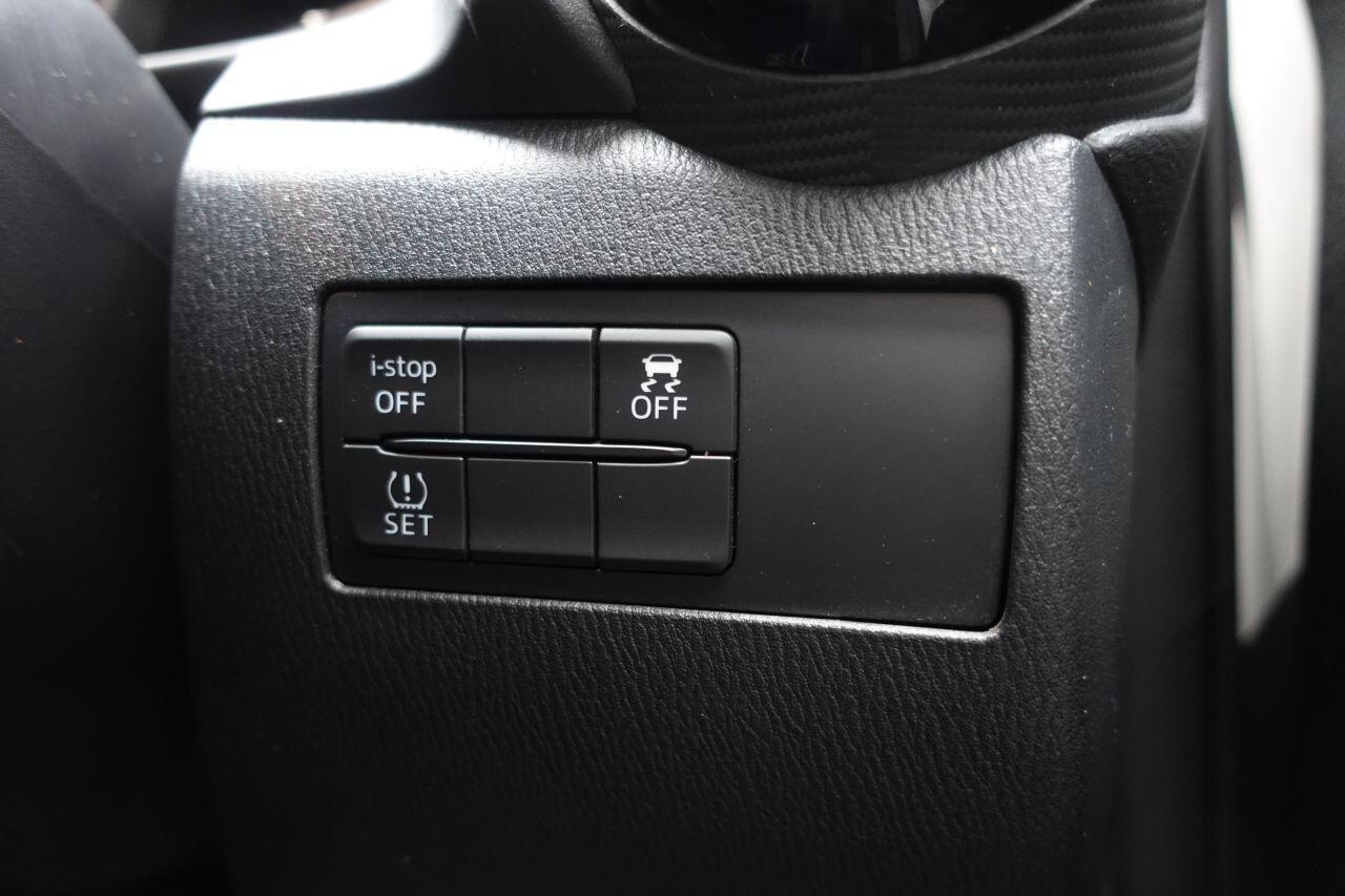 Mazda MAZDA2 - Image 44