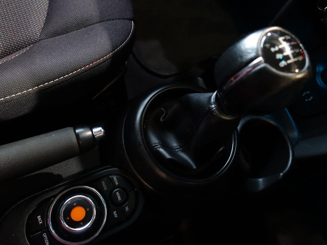 MINI Hatch - Image 27