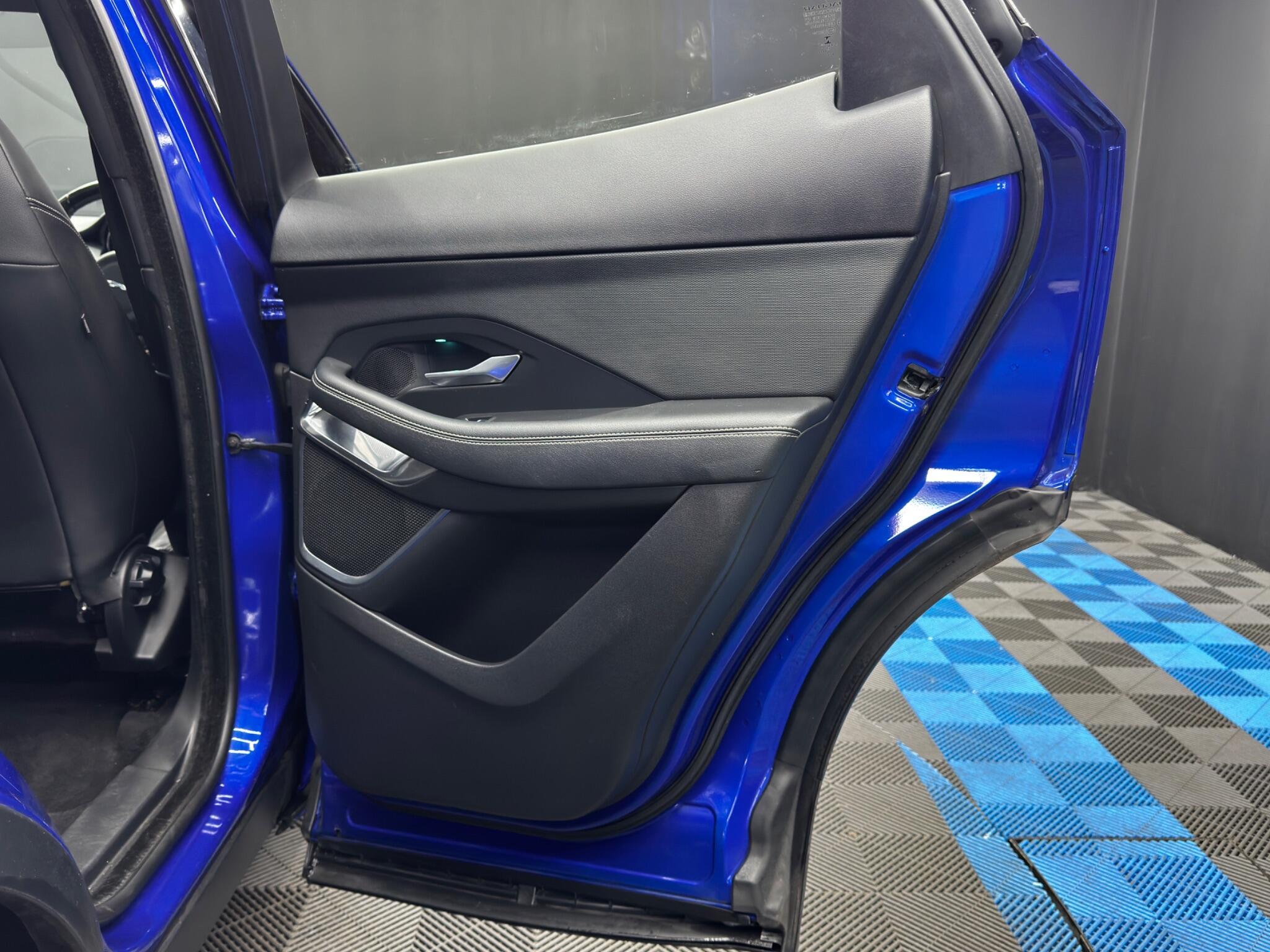 Jaguar E-Pace - Image 39