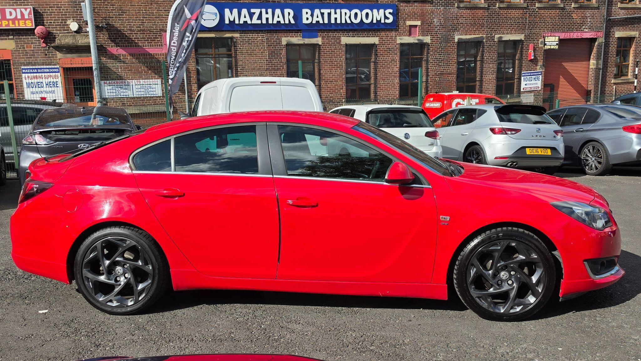 Vauxhall Insignia - Image 8
