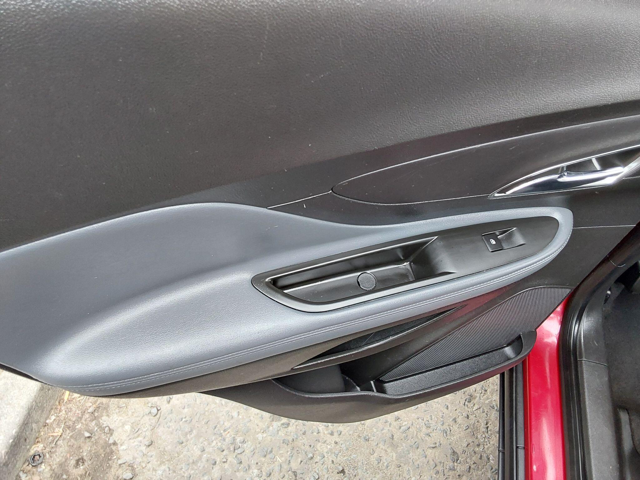 Vauxhall Mokka - Image 32