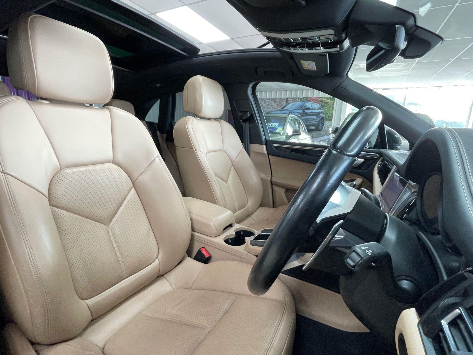 Porsche Macan - Image 29