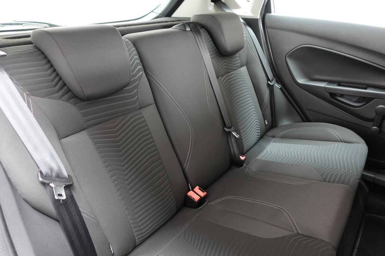 Ford Fiesta - Image 18