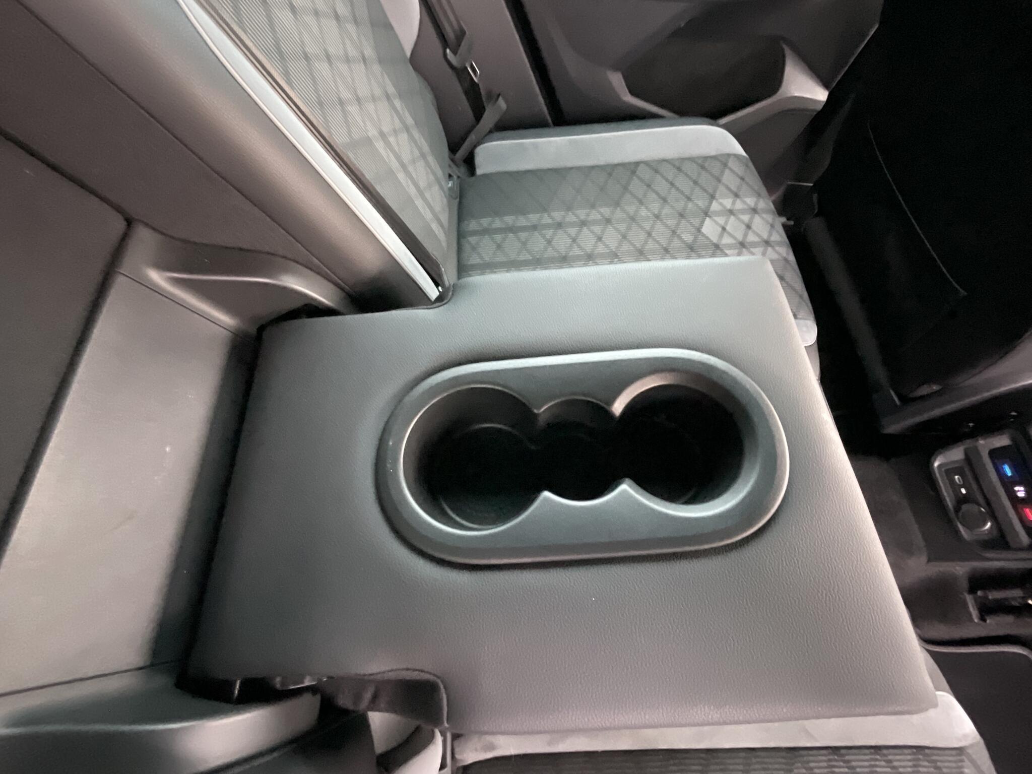 Volkswagen Tiguan - Image 8