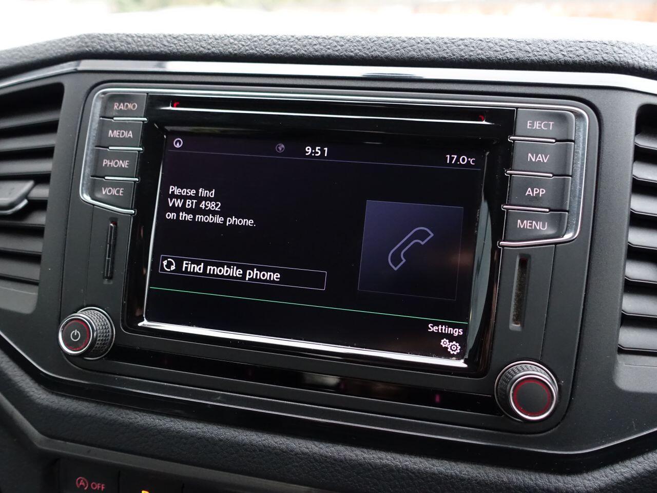 Volkswagen Amarok - Image 15