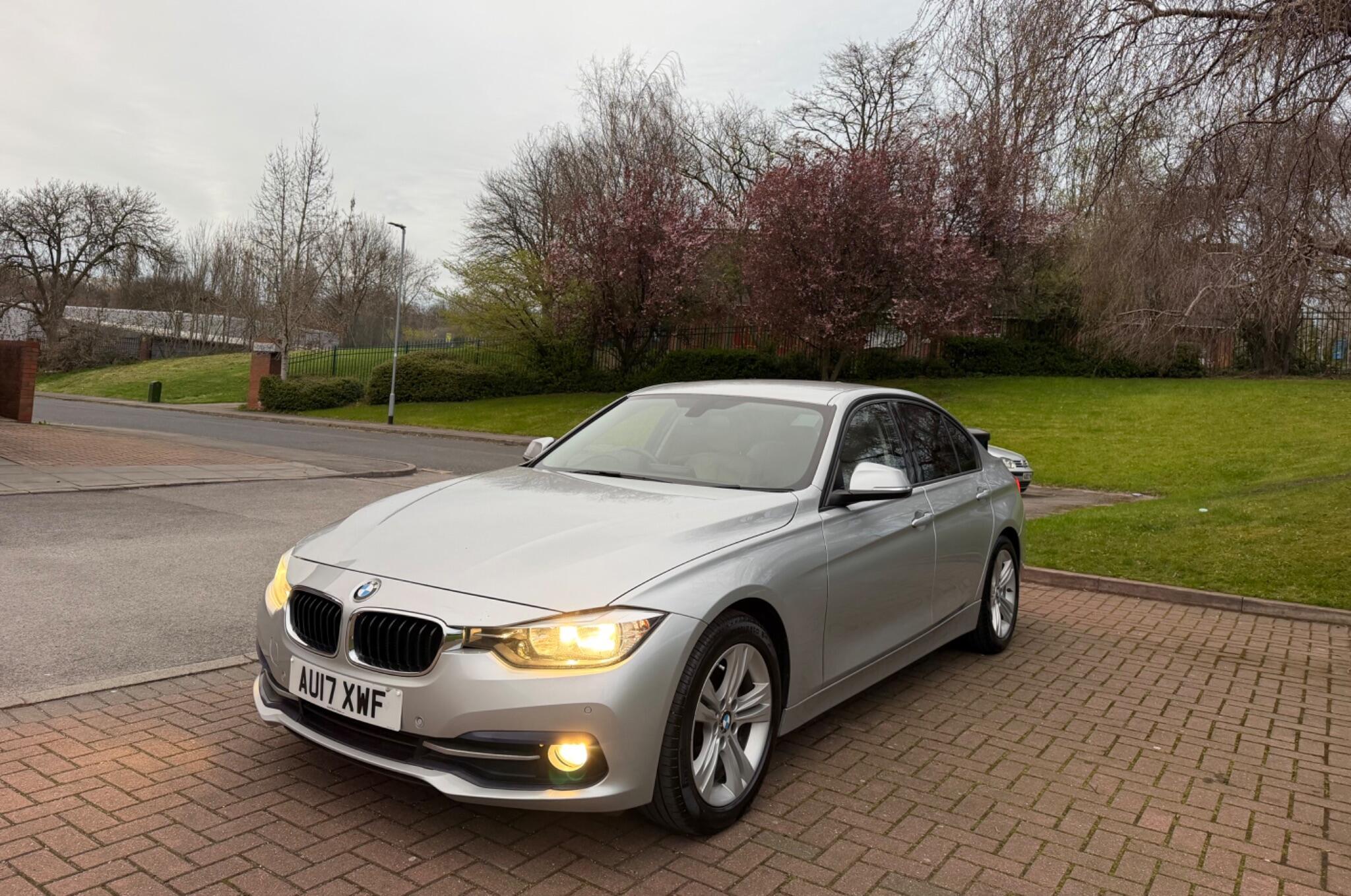BMW 3 Series - Image 14