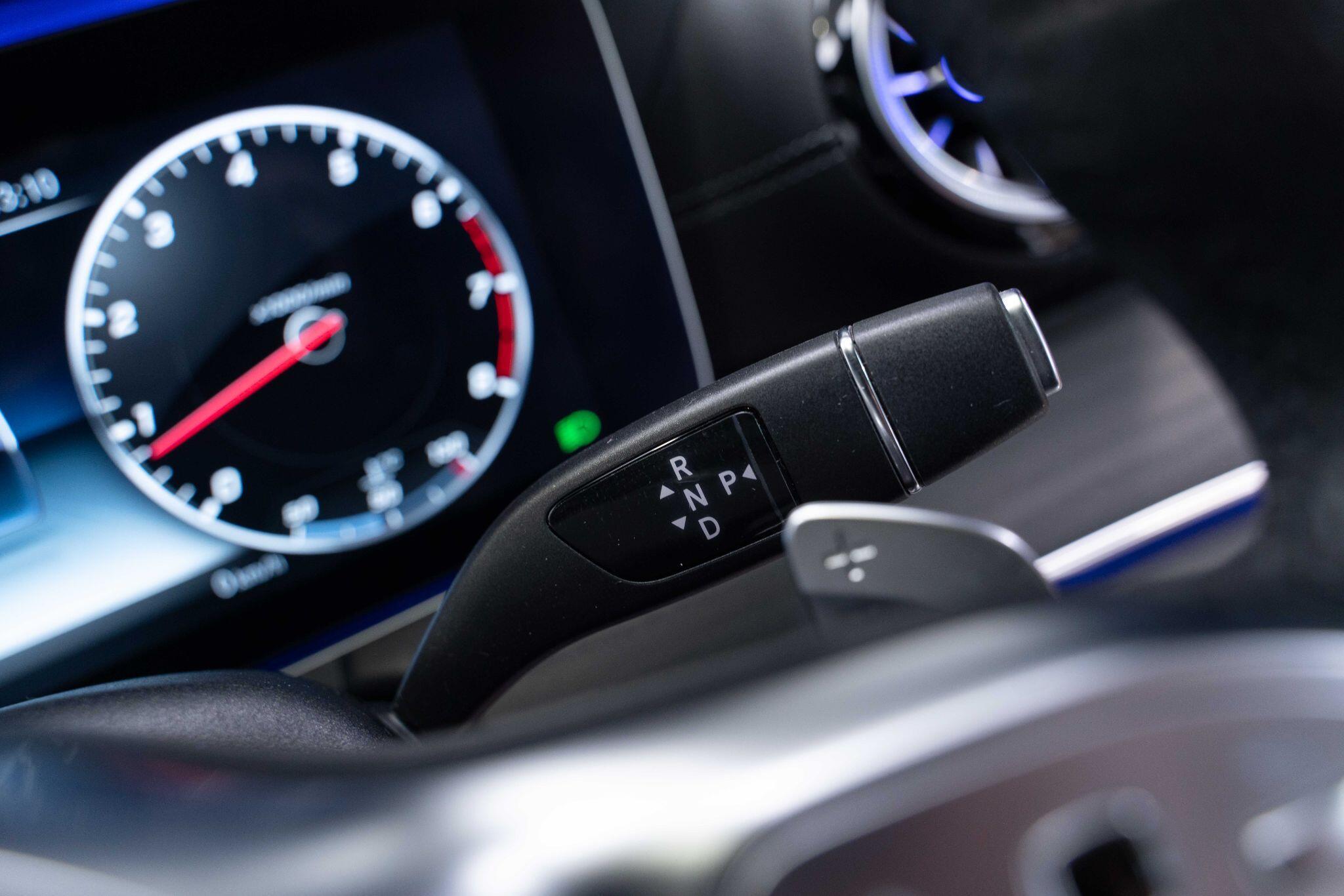 Mercedes E Class - Image 34