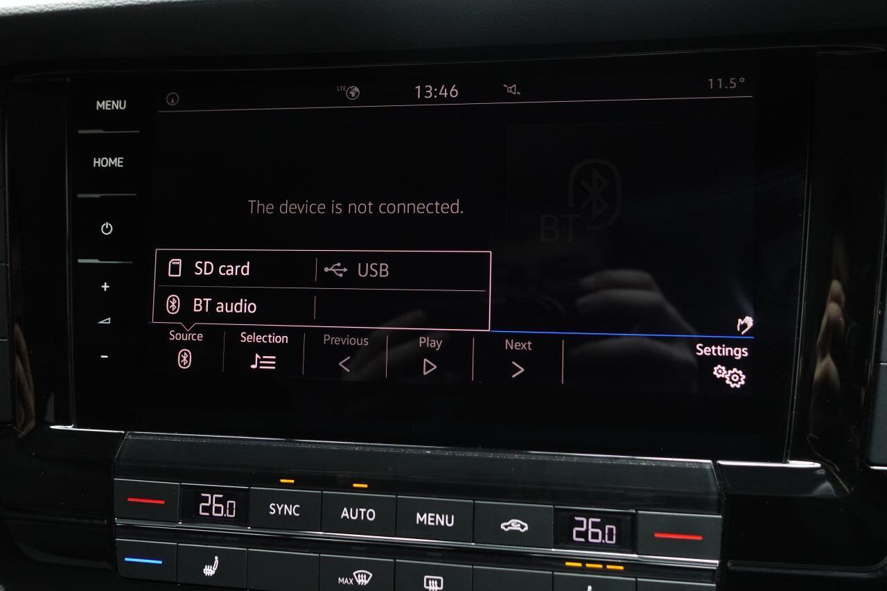 Volkswagen Touareg - Image 28