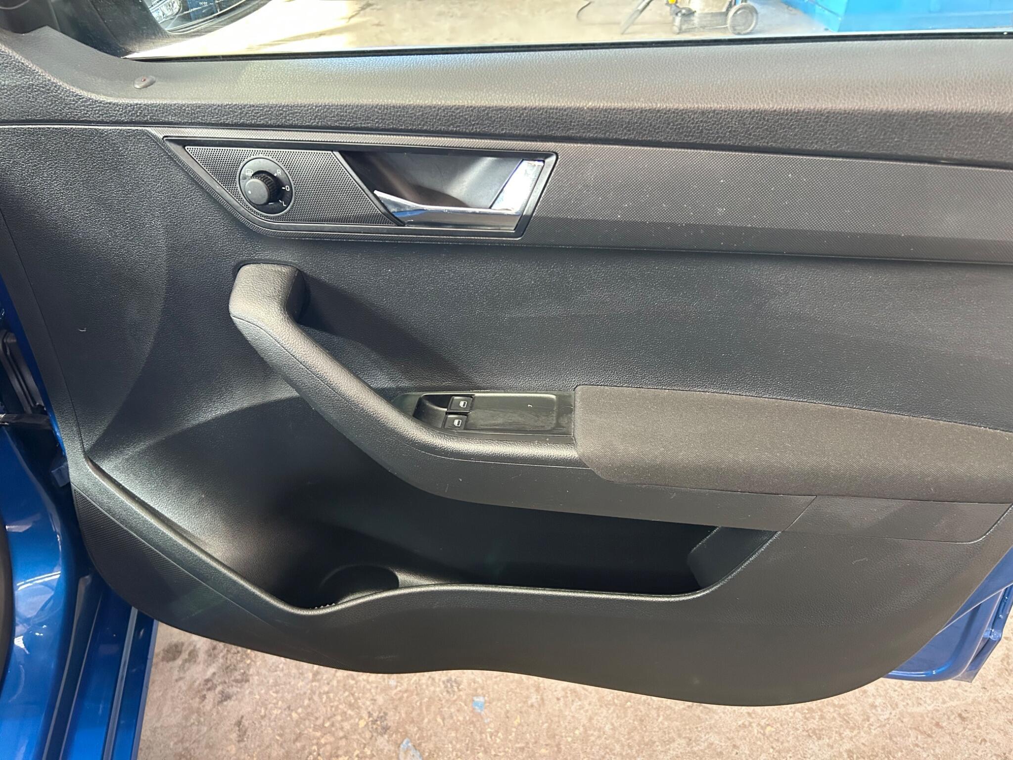 Skoda Fabia - Image 12