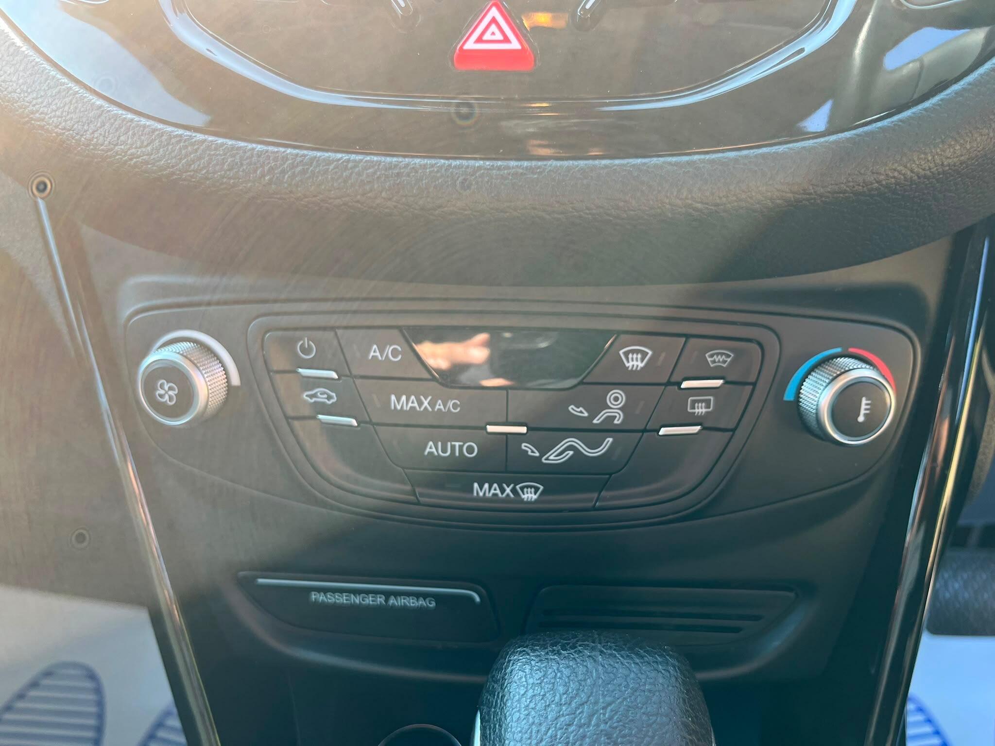 Ford B-Max - Image 16