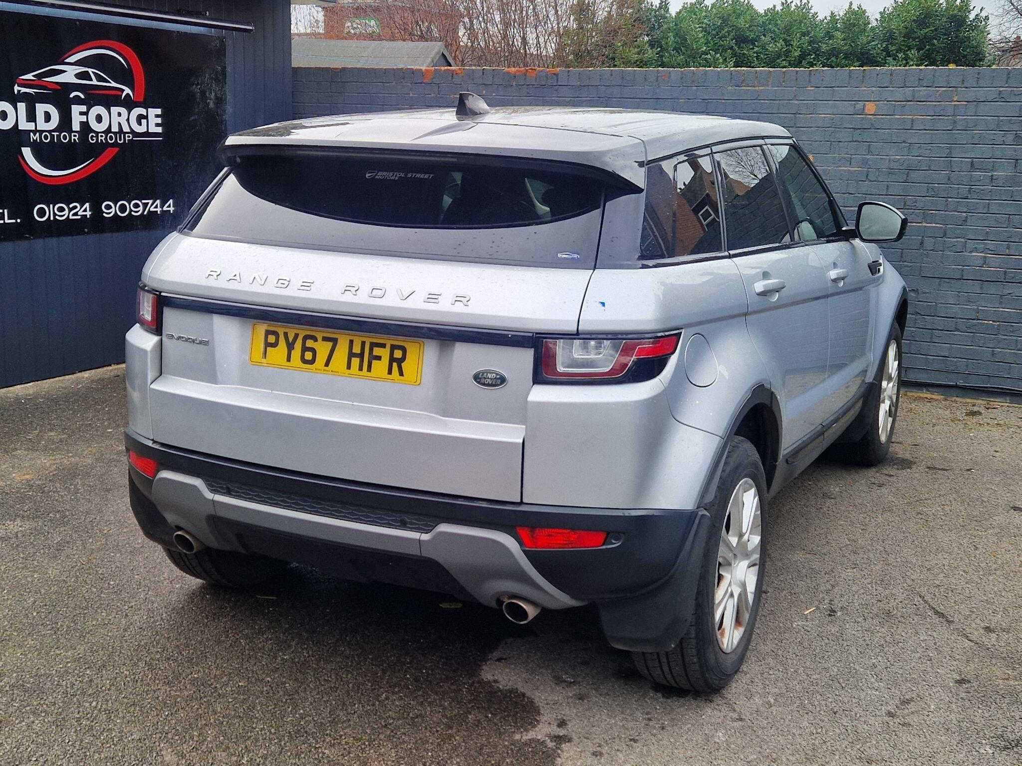 Land Rover Range Rover Evoque - Image 10