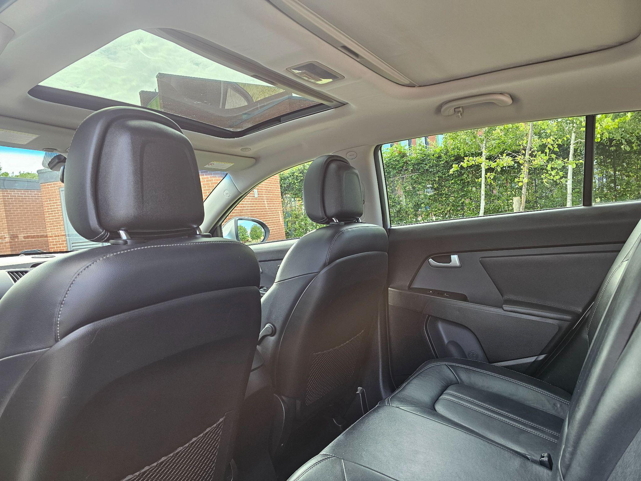 Kia Sportage - Image 18