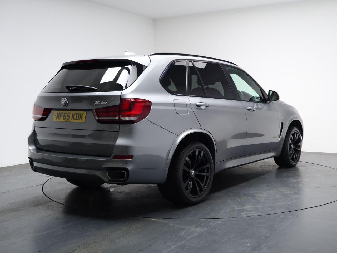 BMW X5 - Image 12