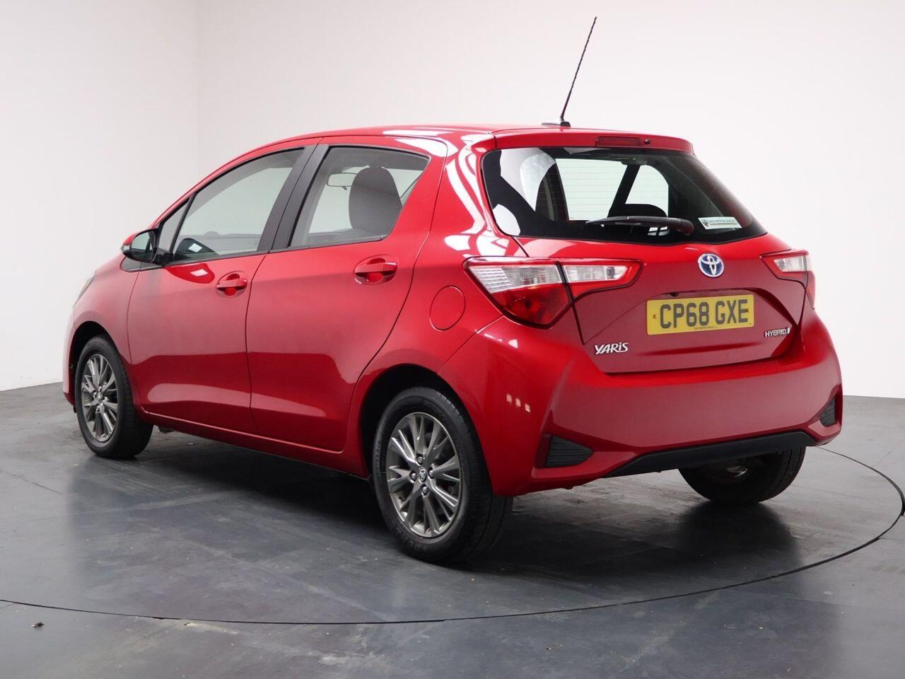 Toyota Yaris - Image 9