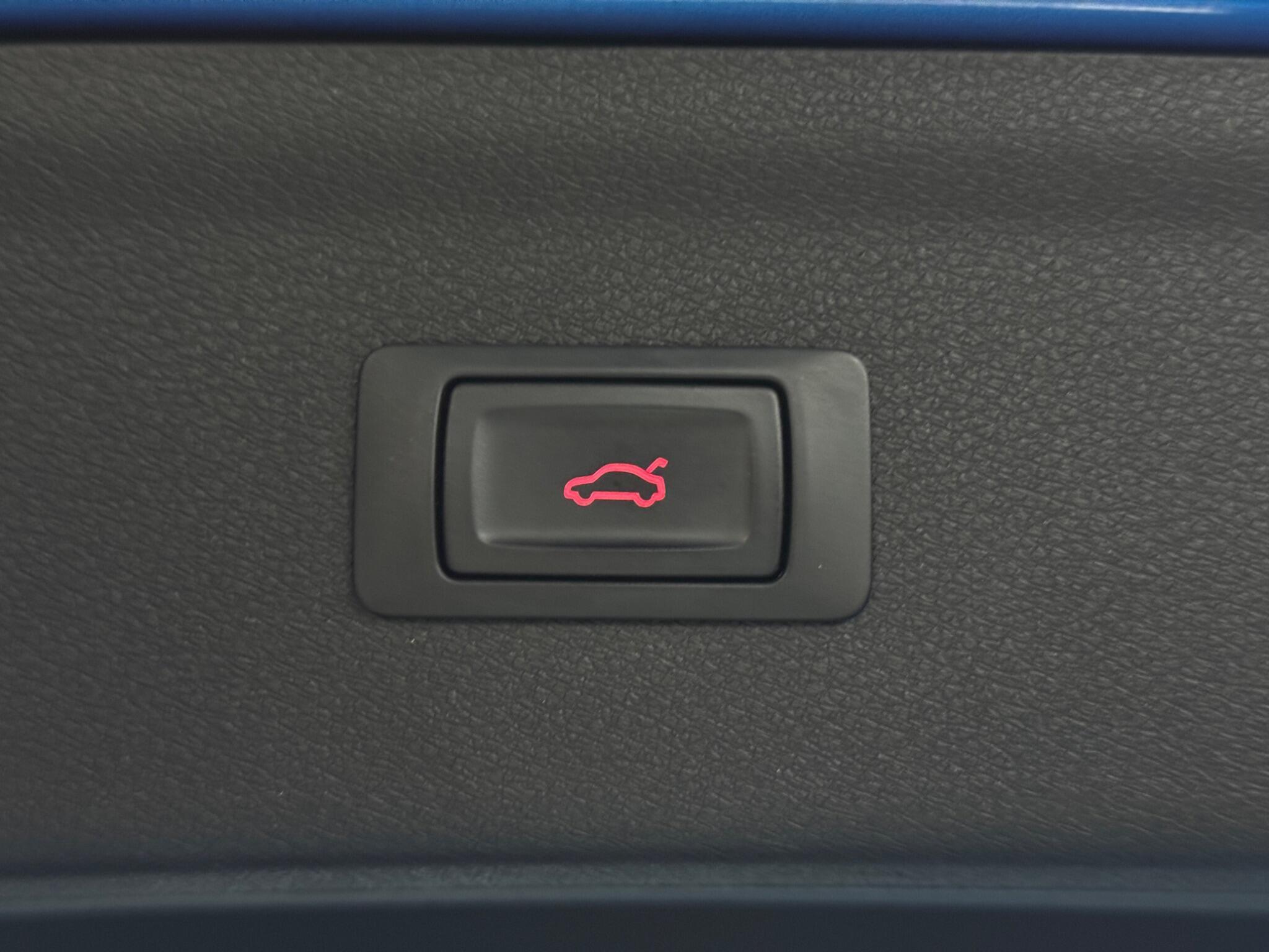 Audi Q3 - Image 38