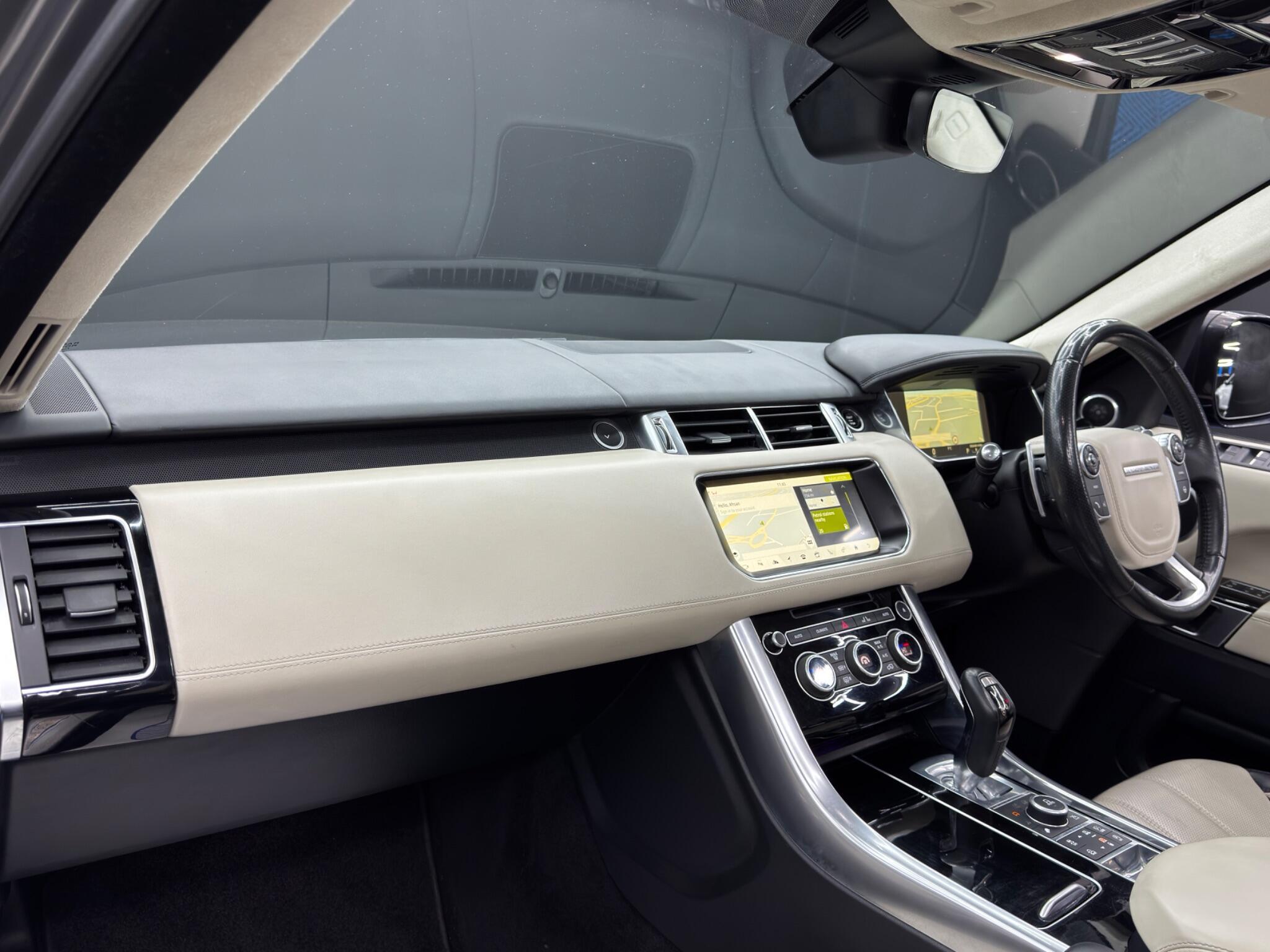 Land Rover RANGE ROVER SPORT - Image 11