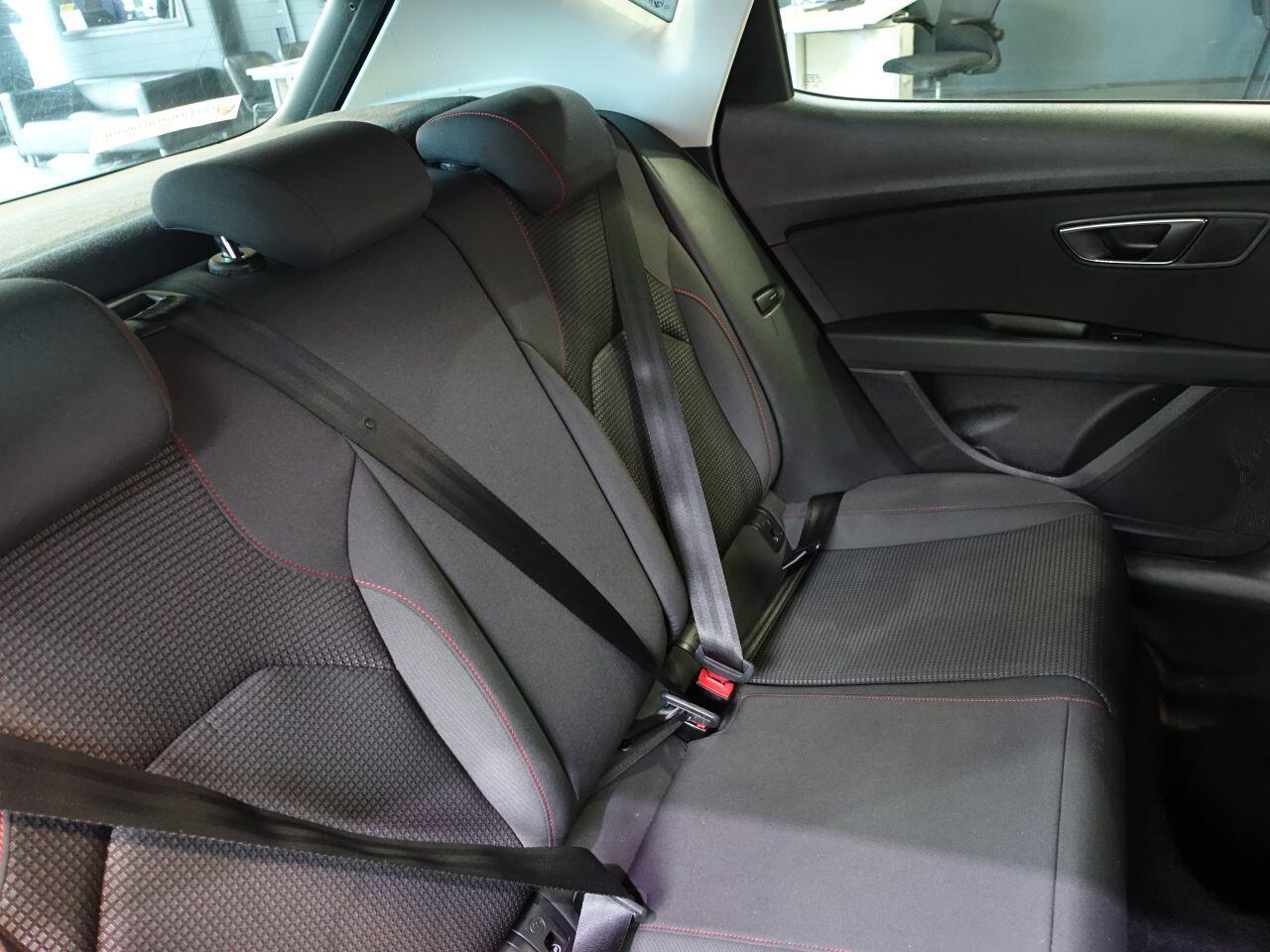 SEAT Leon - Image 14
