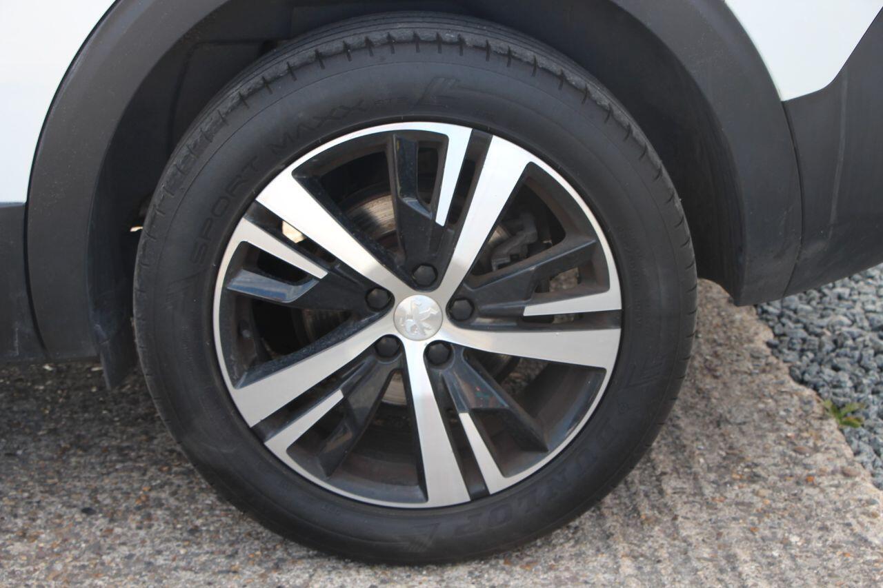 Peugeot 5008 - Image 13