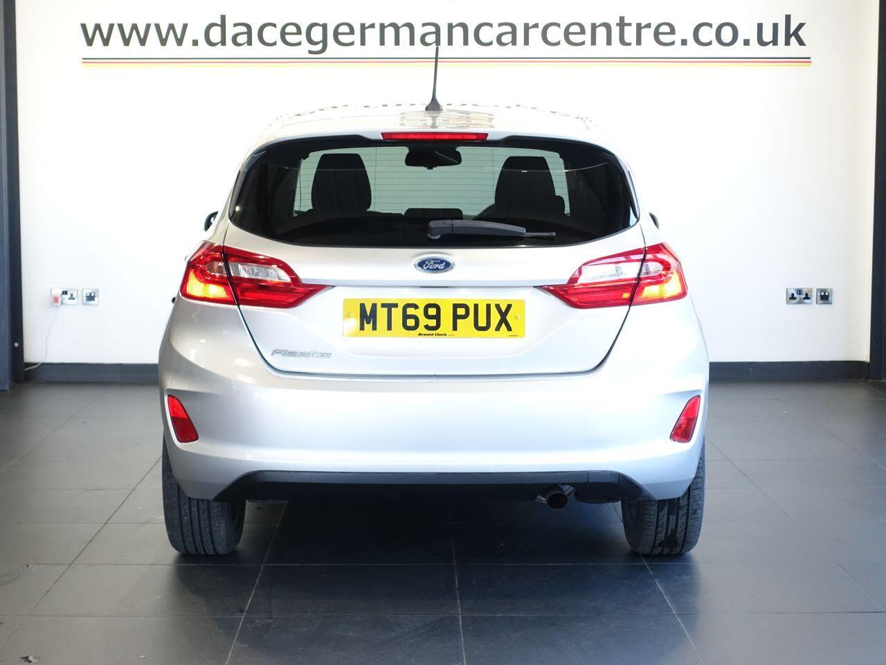 Ford Fiesta - Image 4