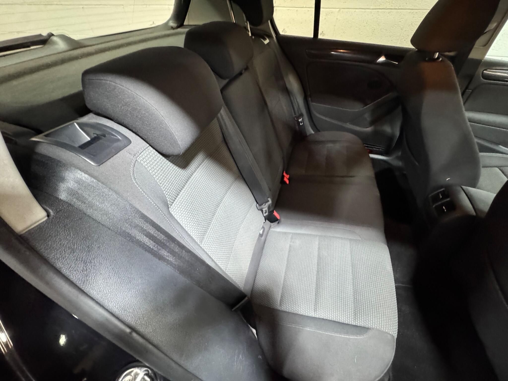 Volkswagen Golf Plus - Image 11