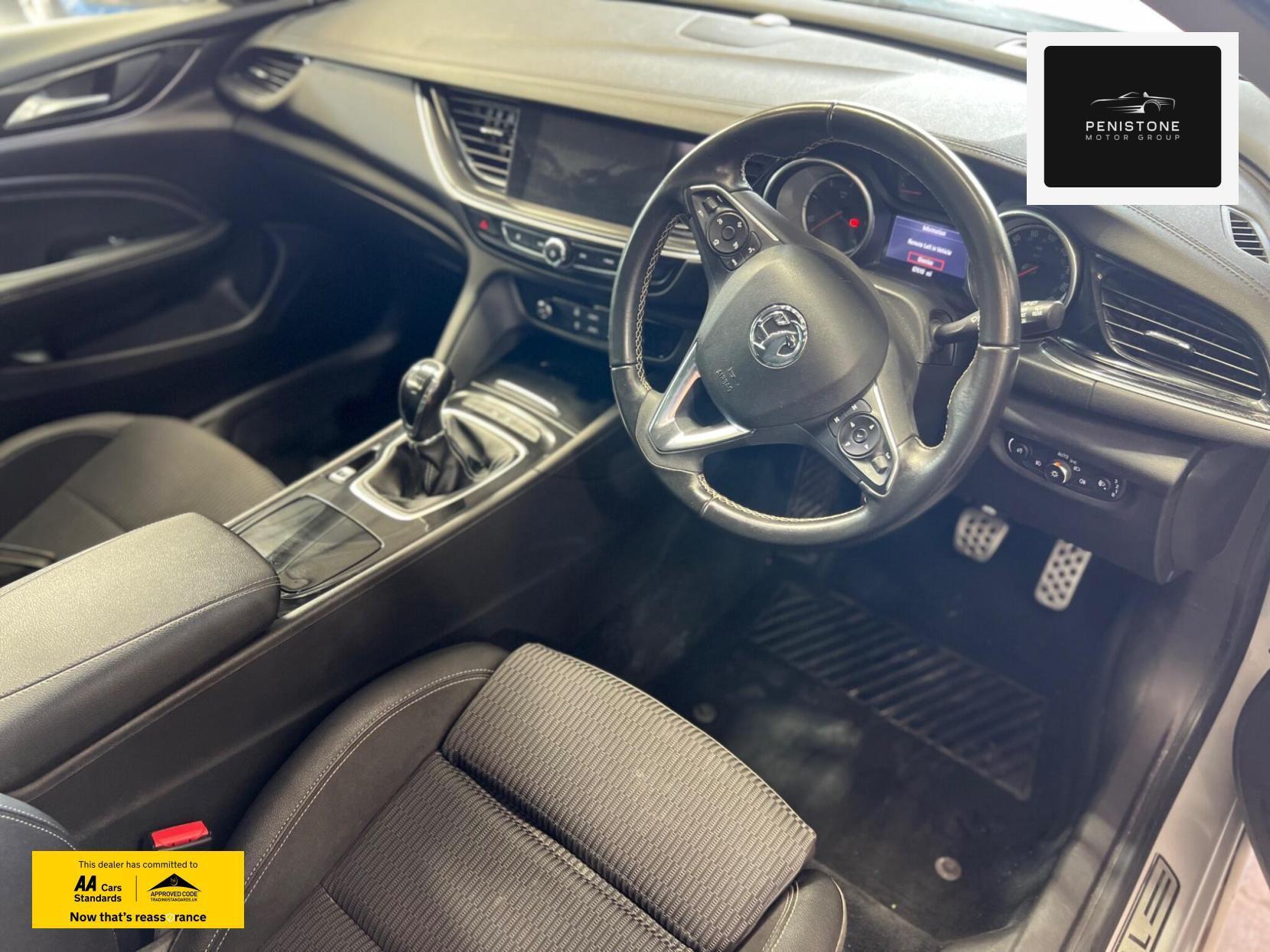 Vauxhall Insignia - Image 17