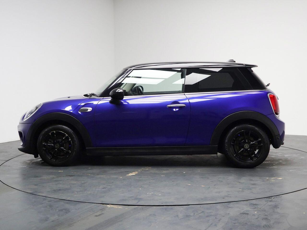 MINI Hatch - Image 9