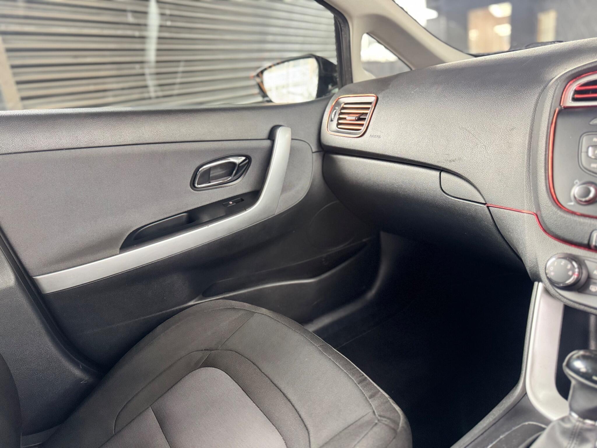 Kia ceed - Image 30