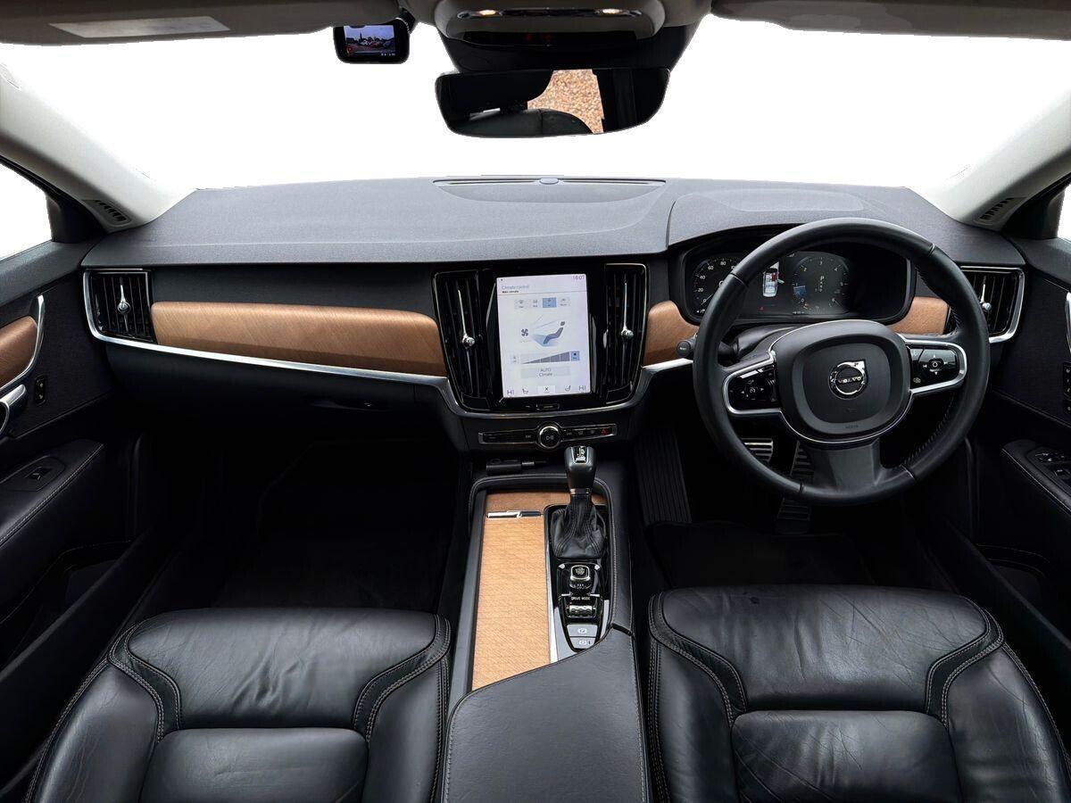 Volvo S90 - Image 14
