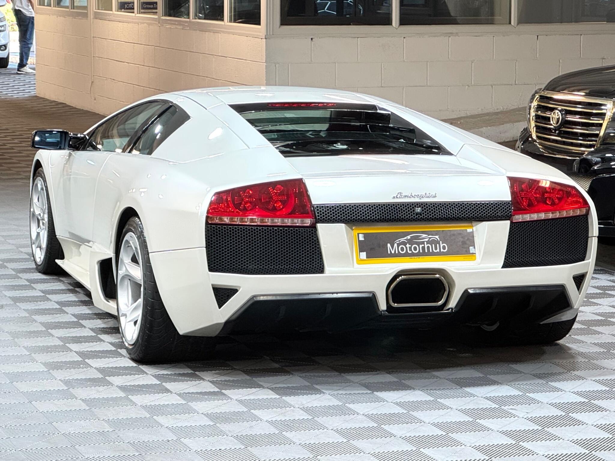 Lamborghini Murcielago - Image 17