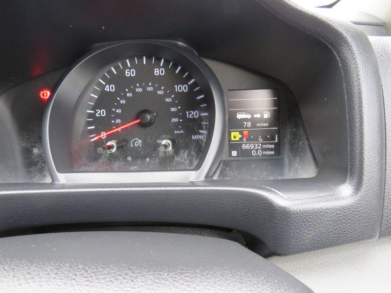 Nissan NV200 - Image 15