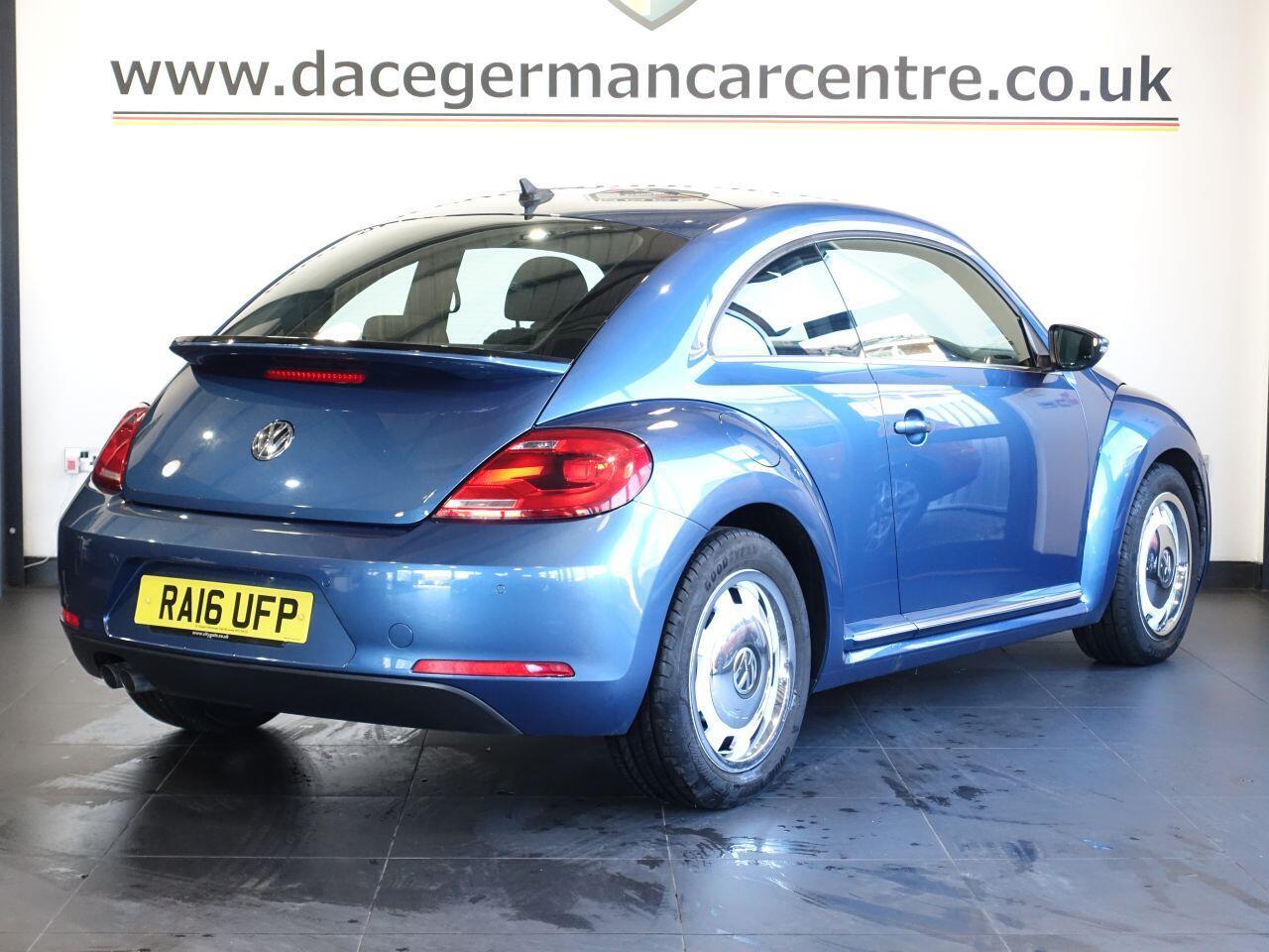 Volkswagen Beetle - Image 6