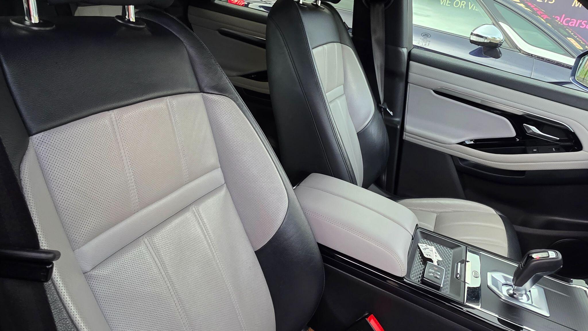 Land Rover Range Rover Evoque - Image 21