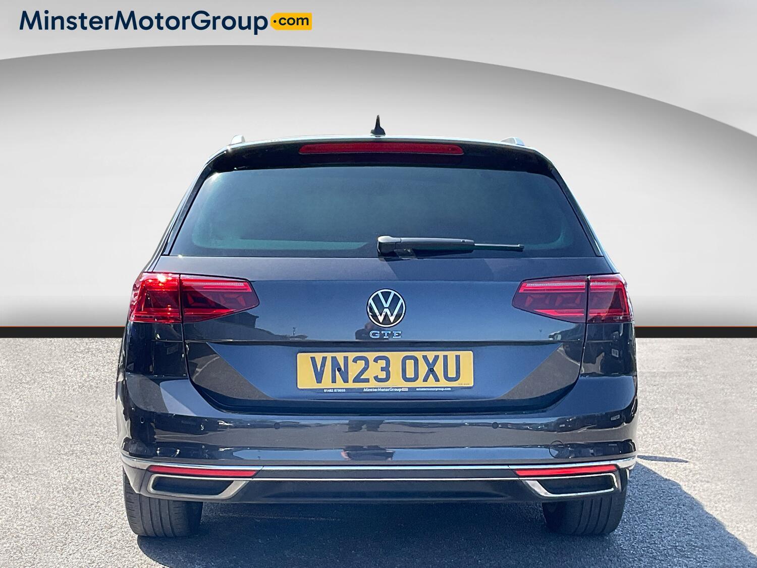 Volkswagen Passat - Image 3