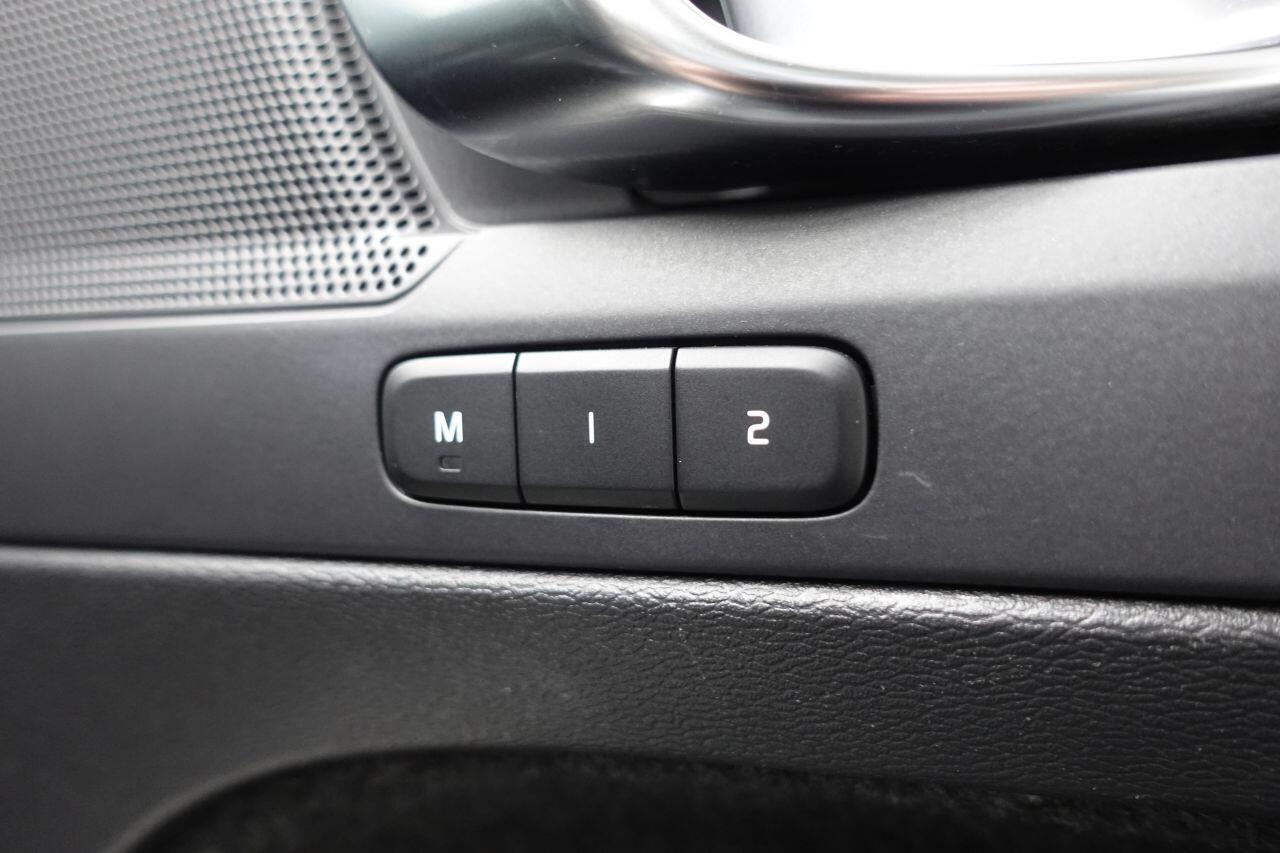 Volvo XC40 - Image 19