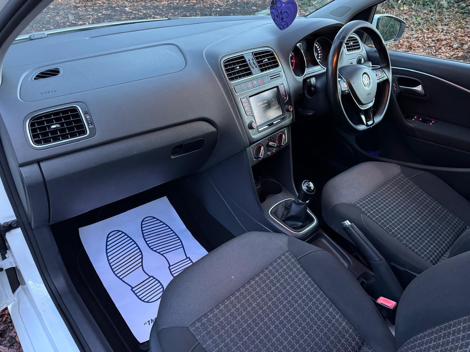 Volkswagen Polo - Image 15