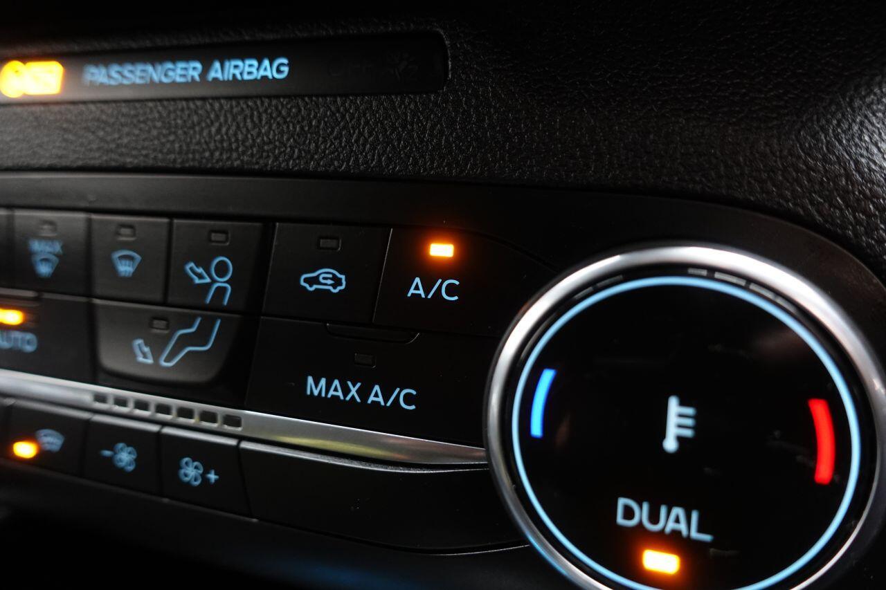 Ford Kuga - Image 44