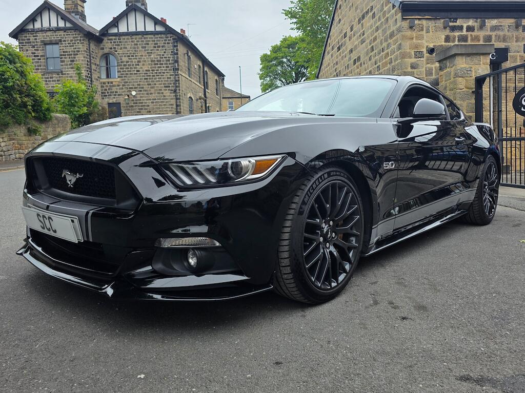 Ford Mustang - Image 4