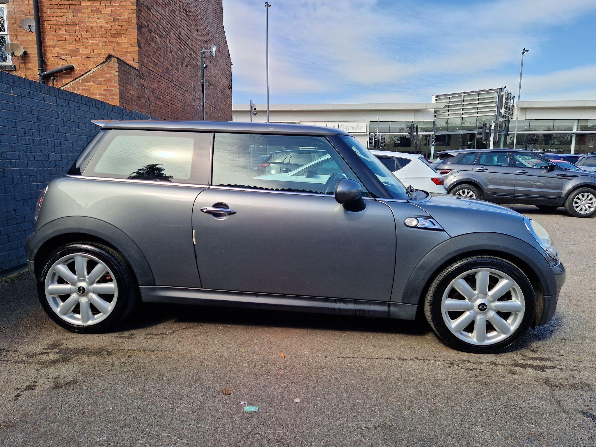 MINI Hatch - Image 7