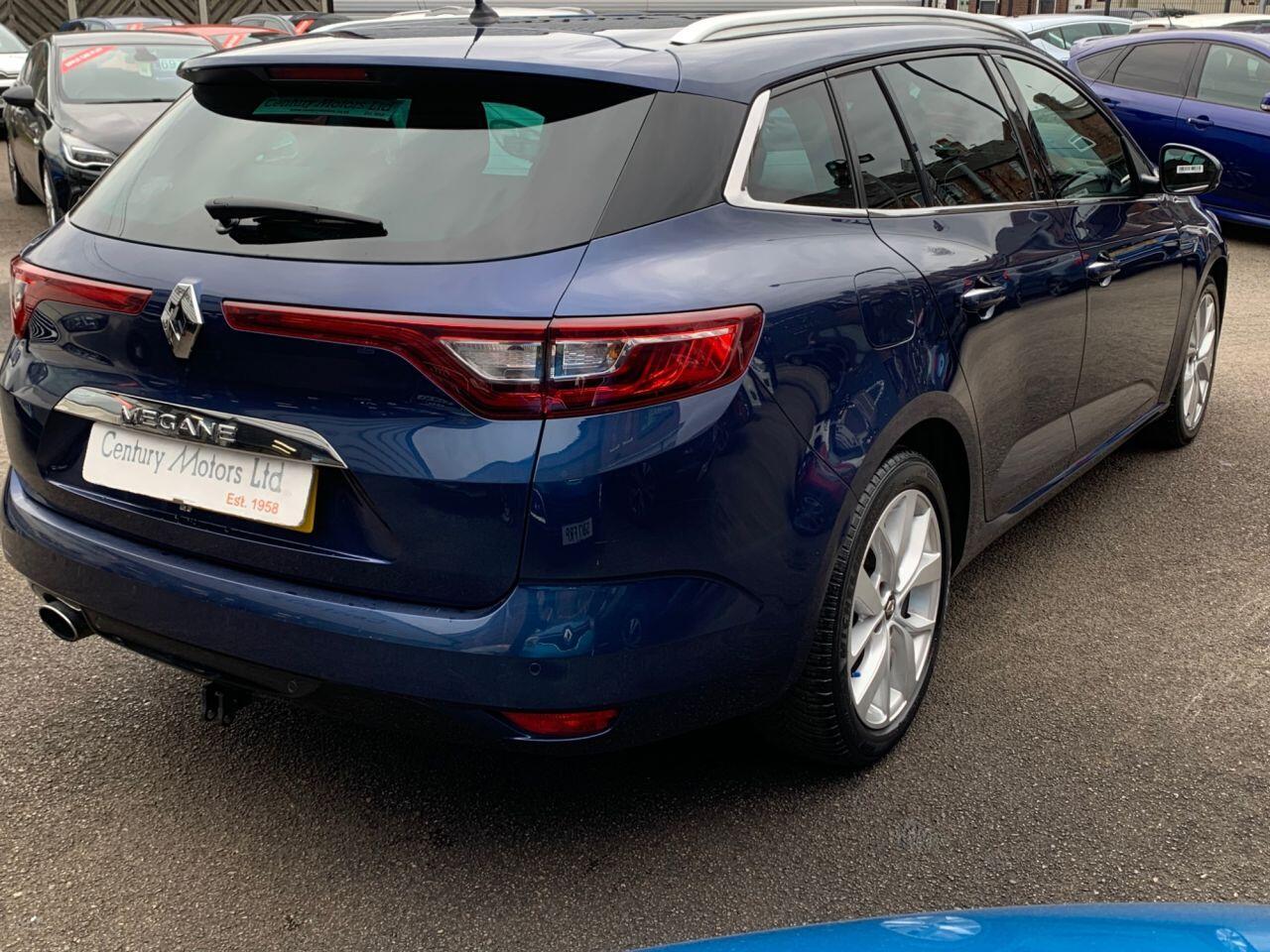 Renault Megane - Image 21