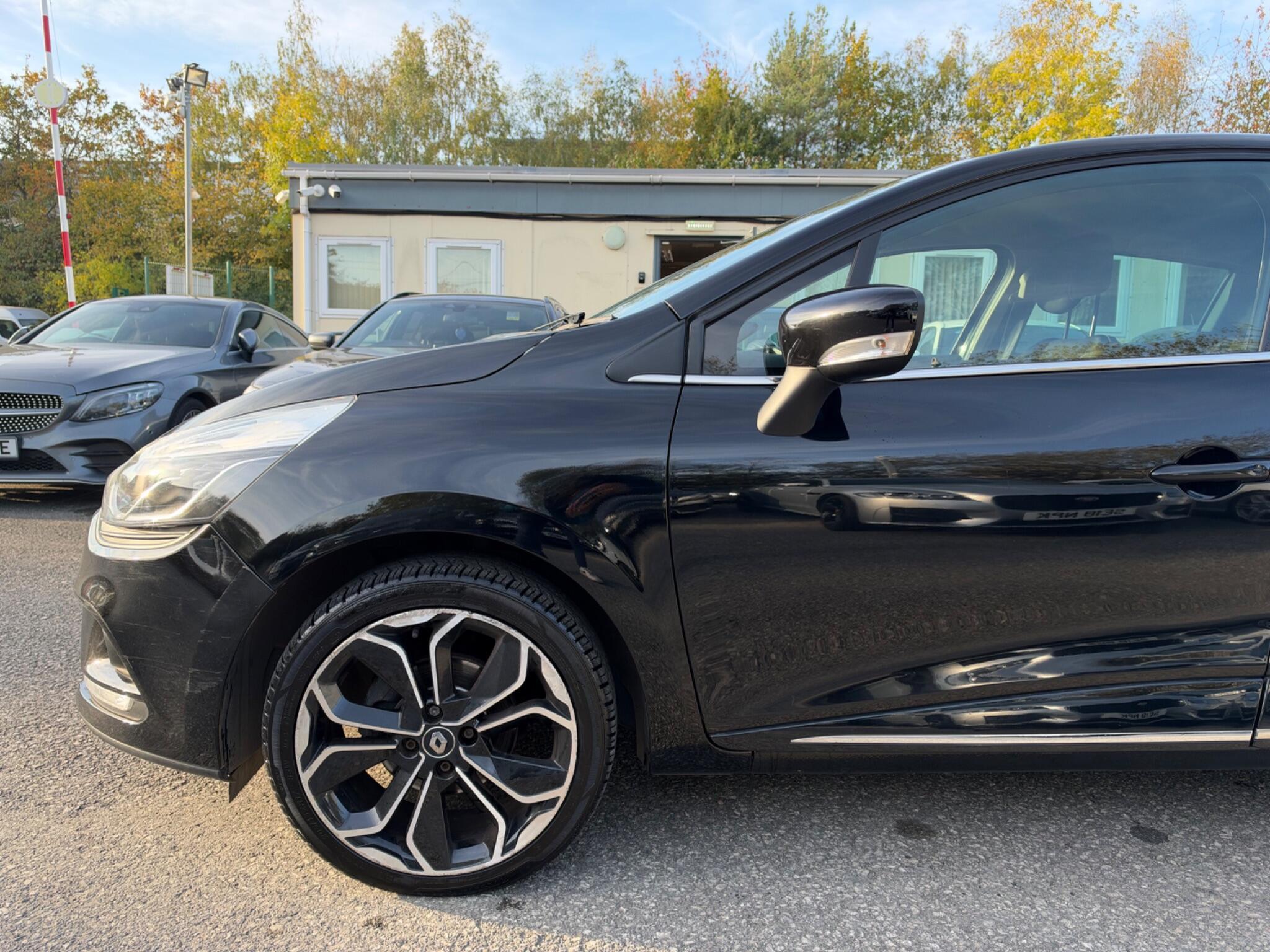 Renault Clio - Image 6