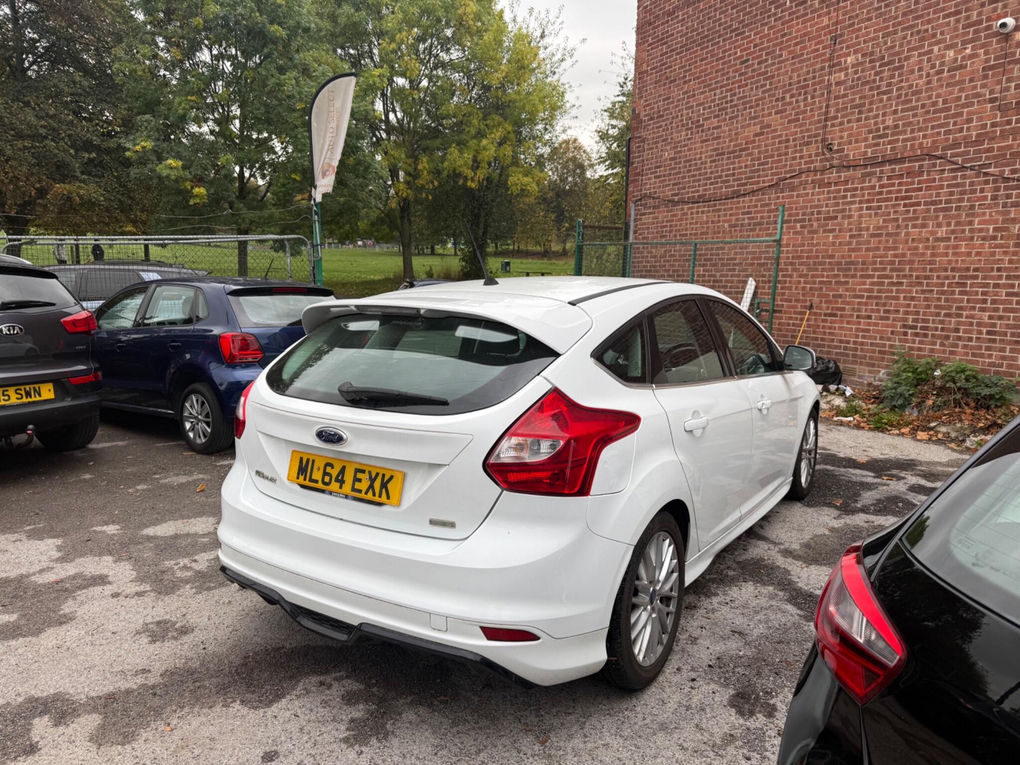 Ford Focus - Image 7