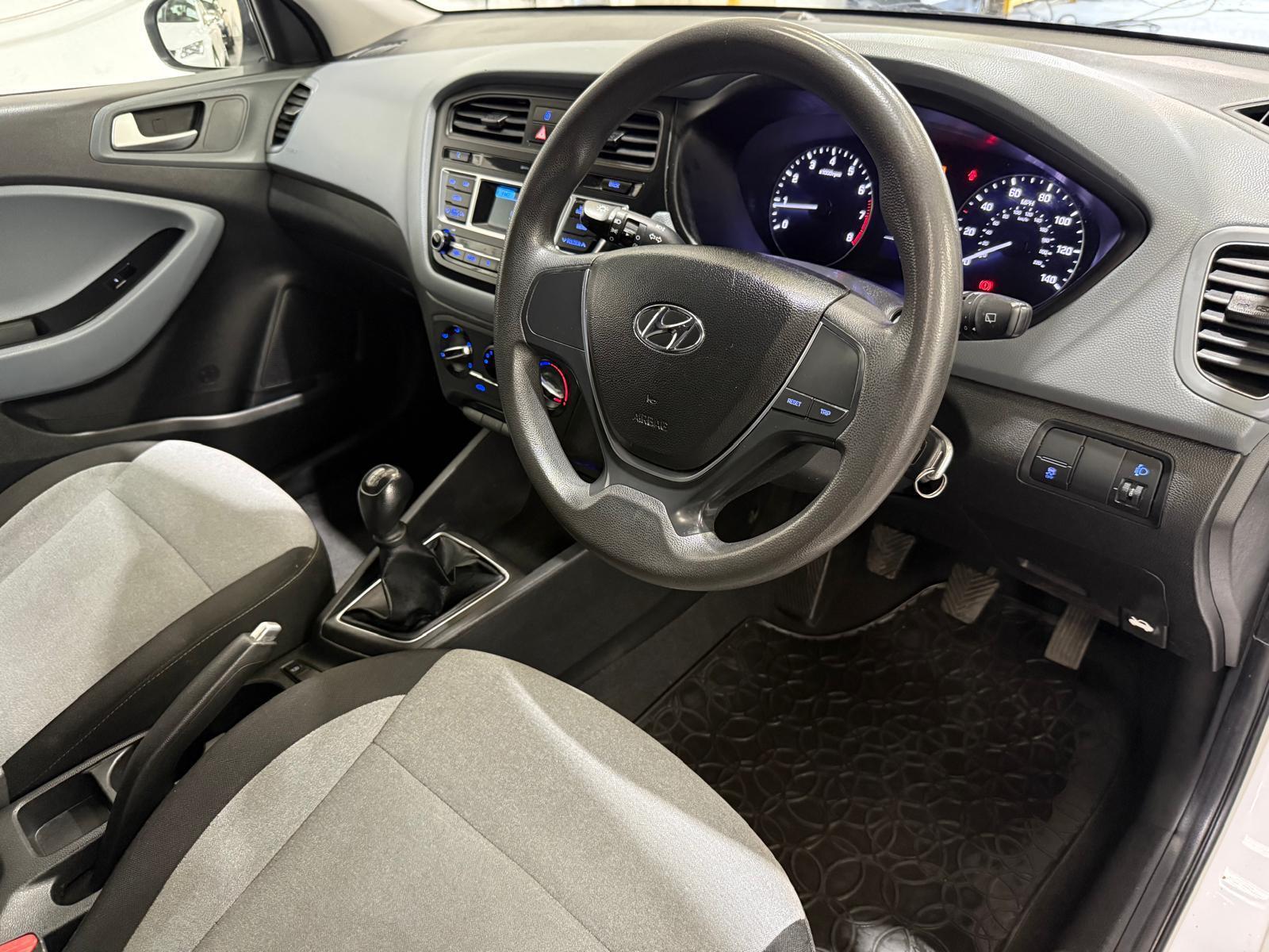 Hyundai i20 - Image 28