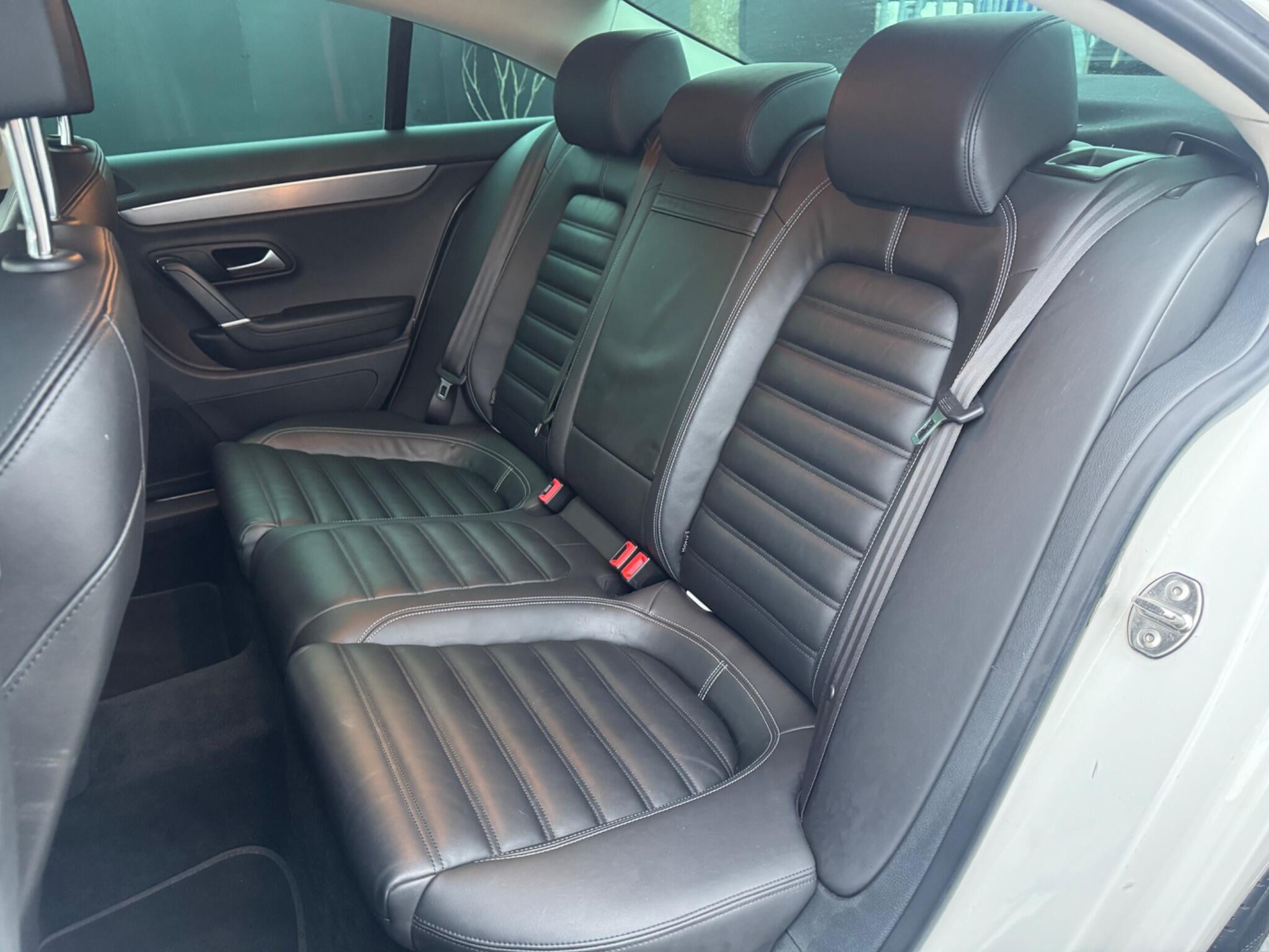 Volkswagen CC - Image 14