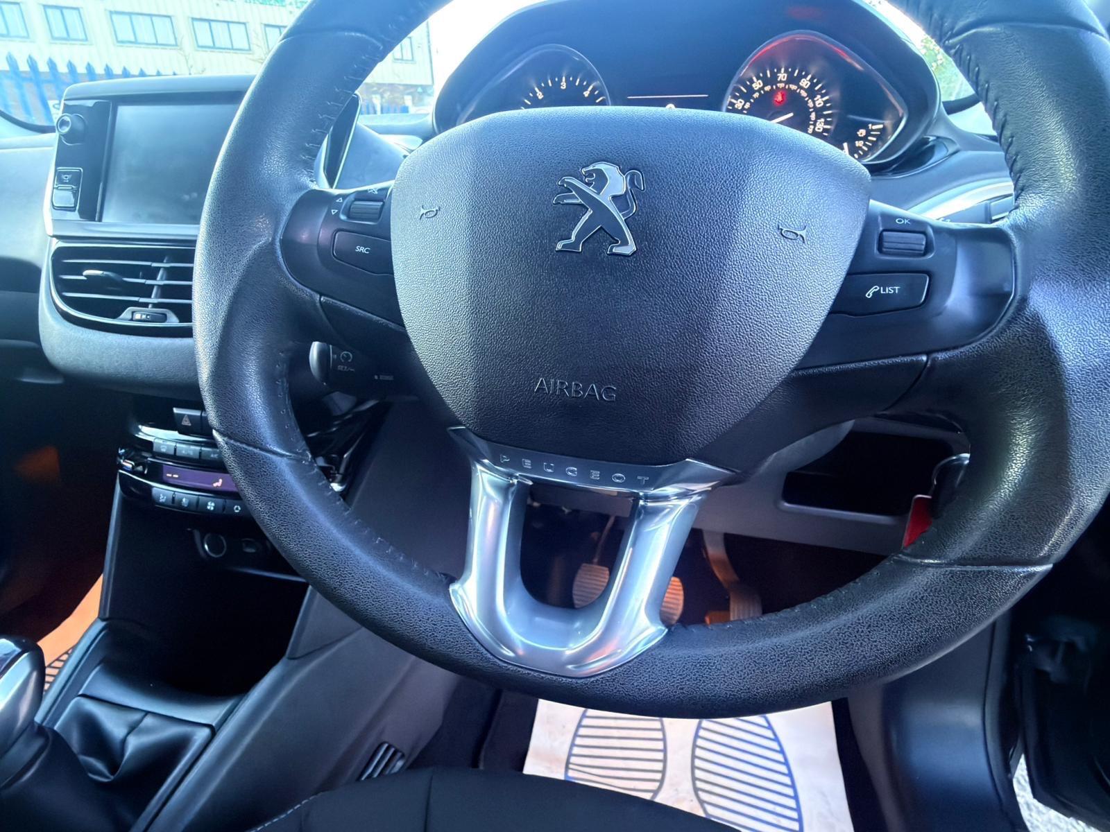 Peugeot 208 - Image 23