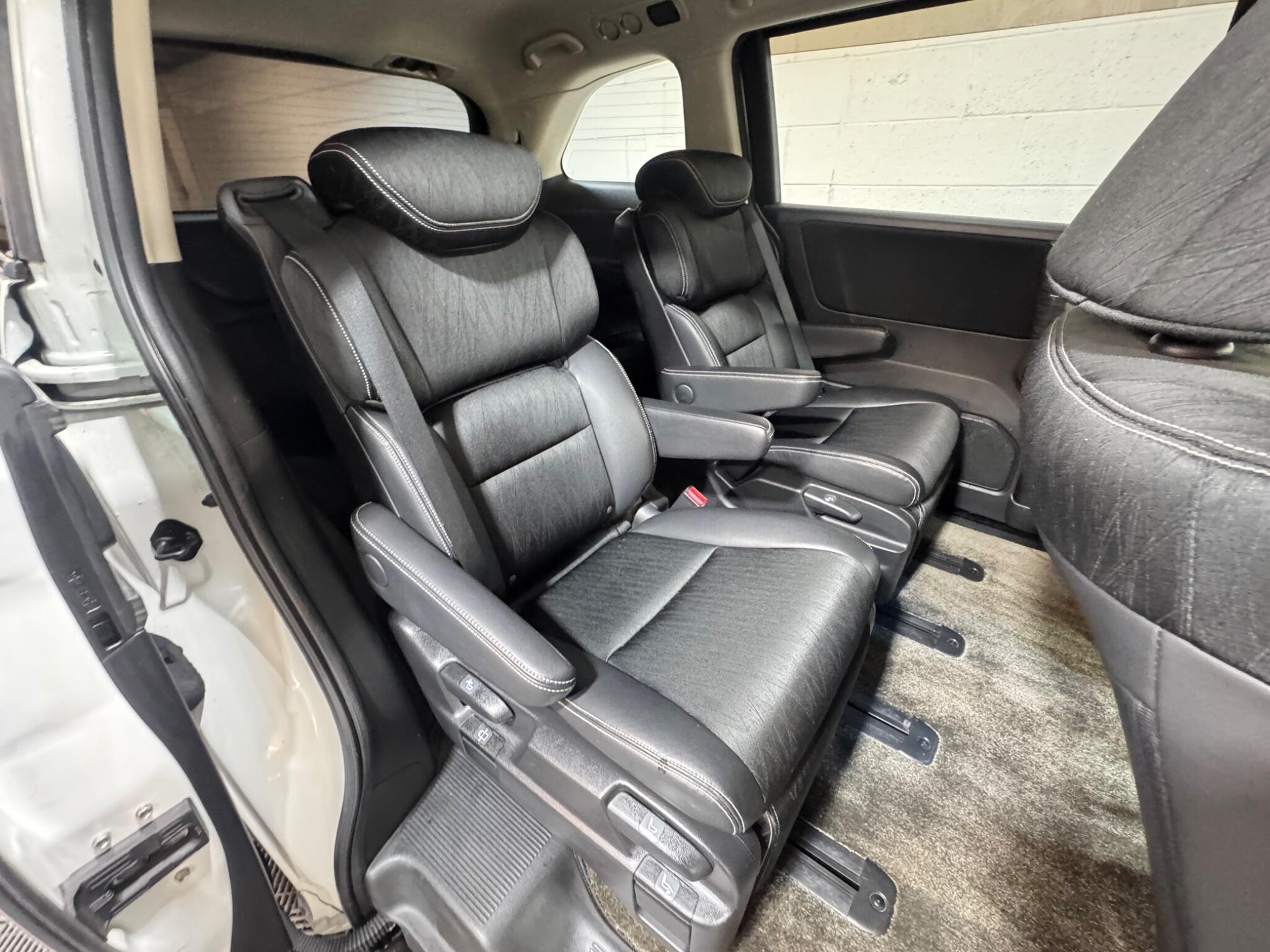 Honda Odyssey - Image 12