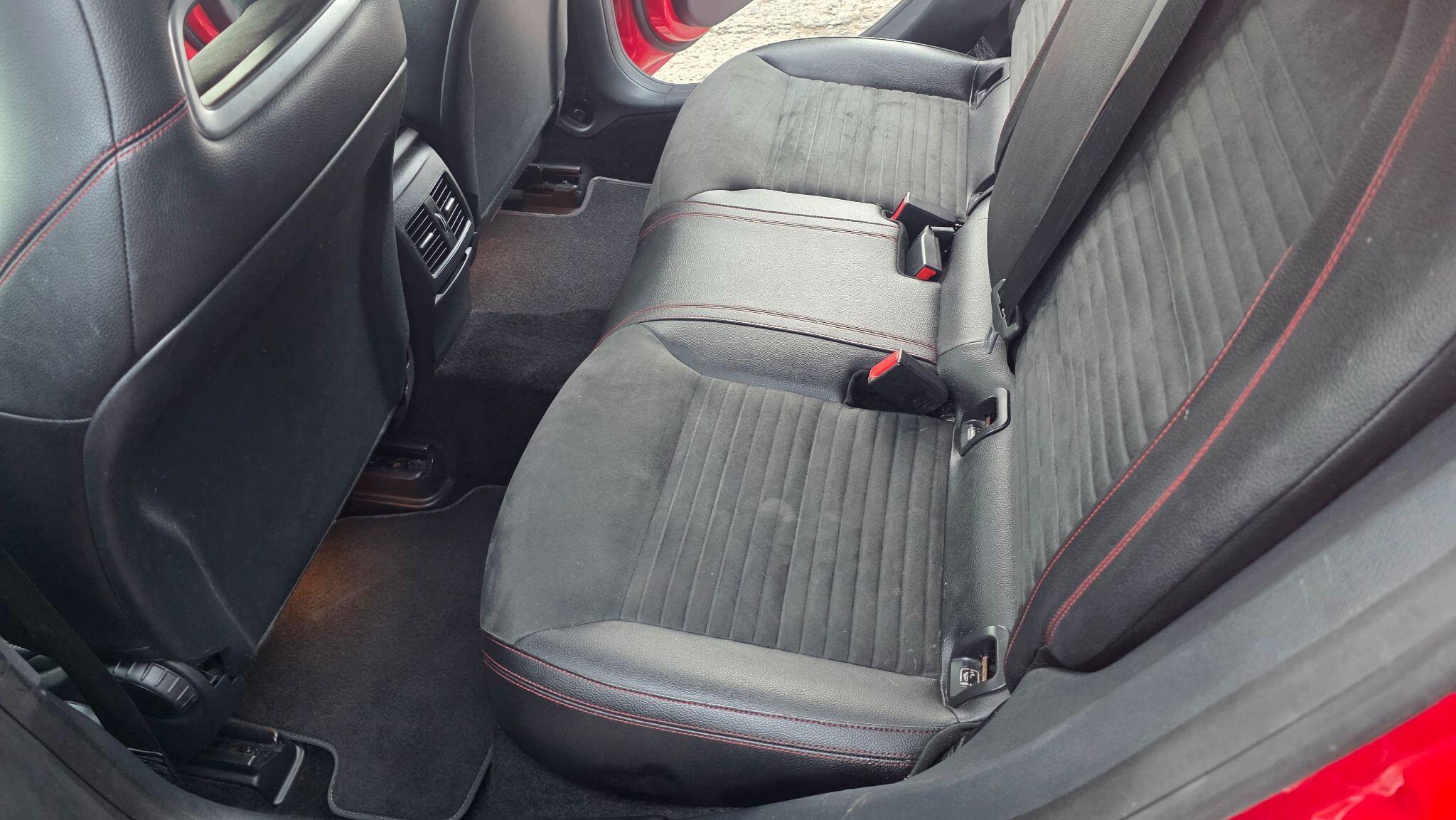 Mercedes CLA - Image 36