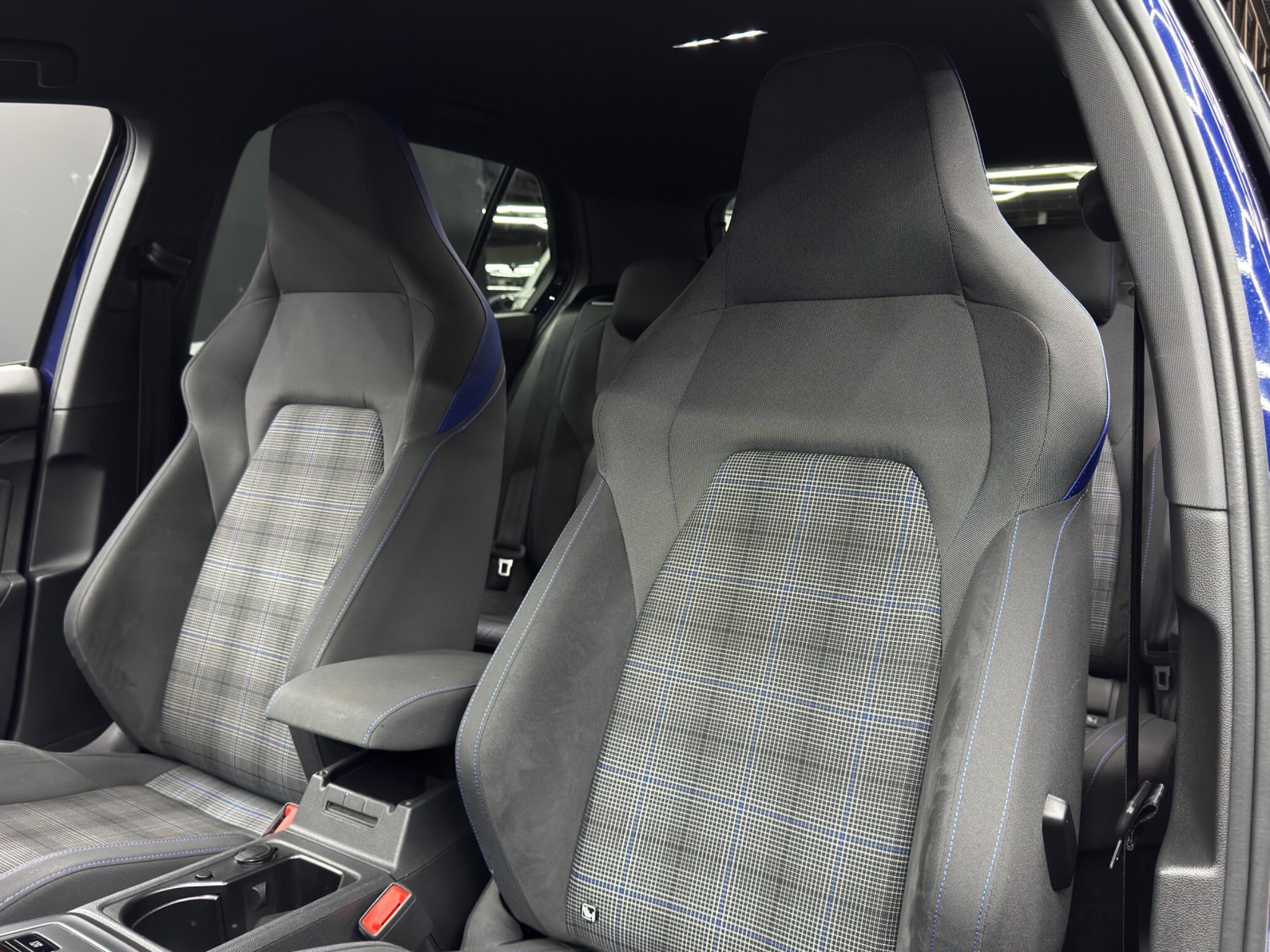 Volkswagen Golf - Image 14