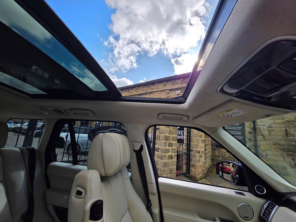 Land Rover Range Rover - Image 31