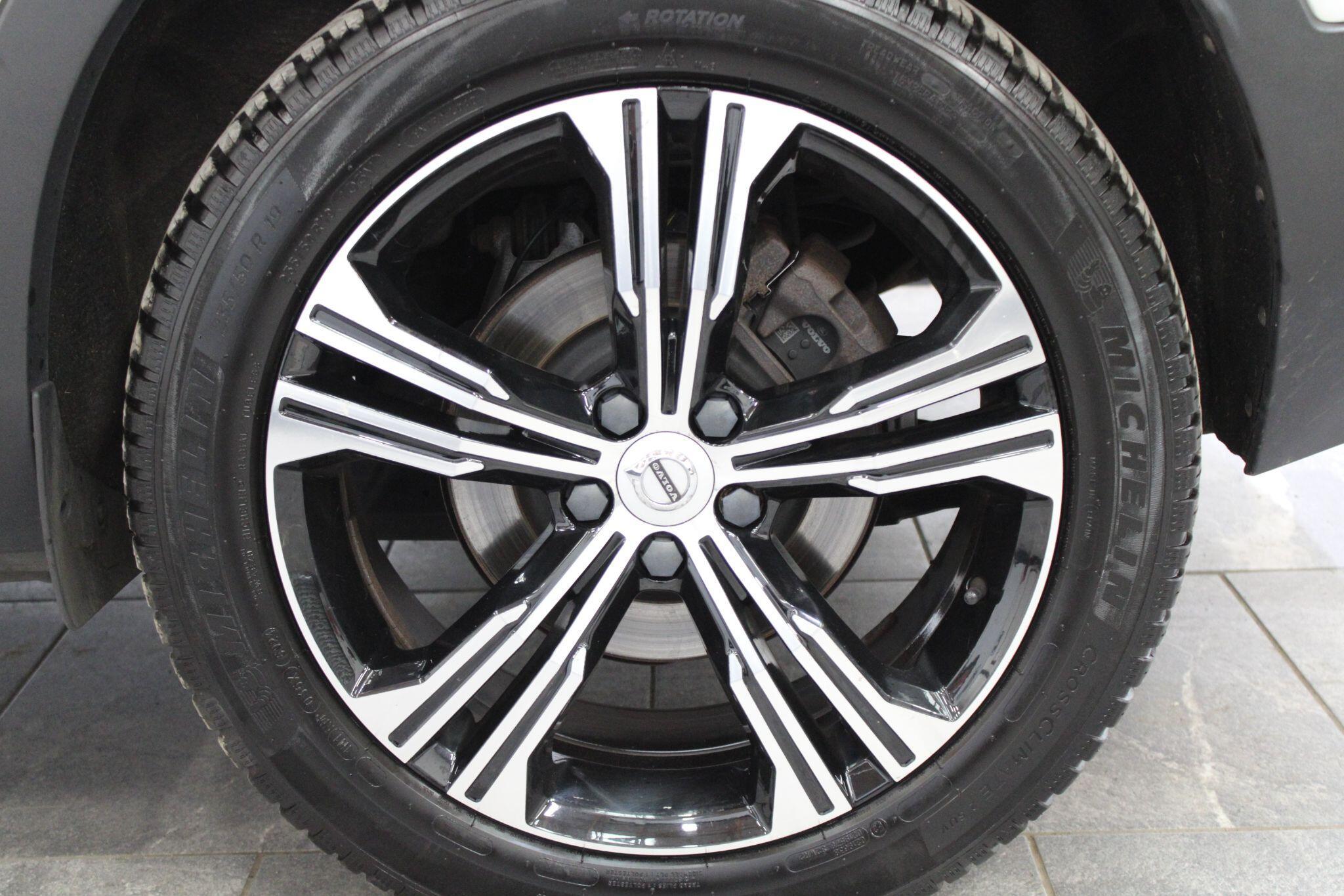 Volvo XC40 - Image 20