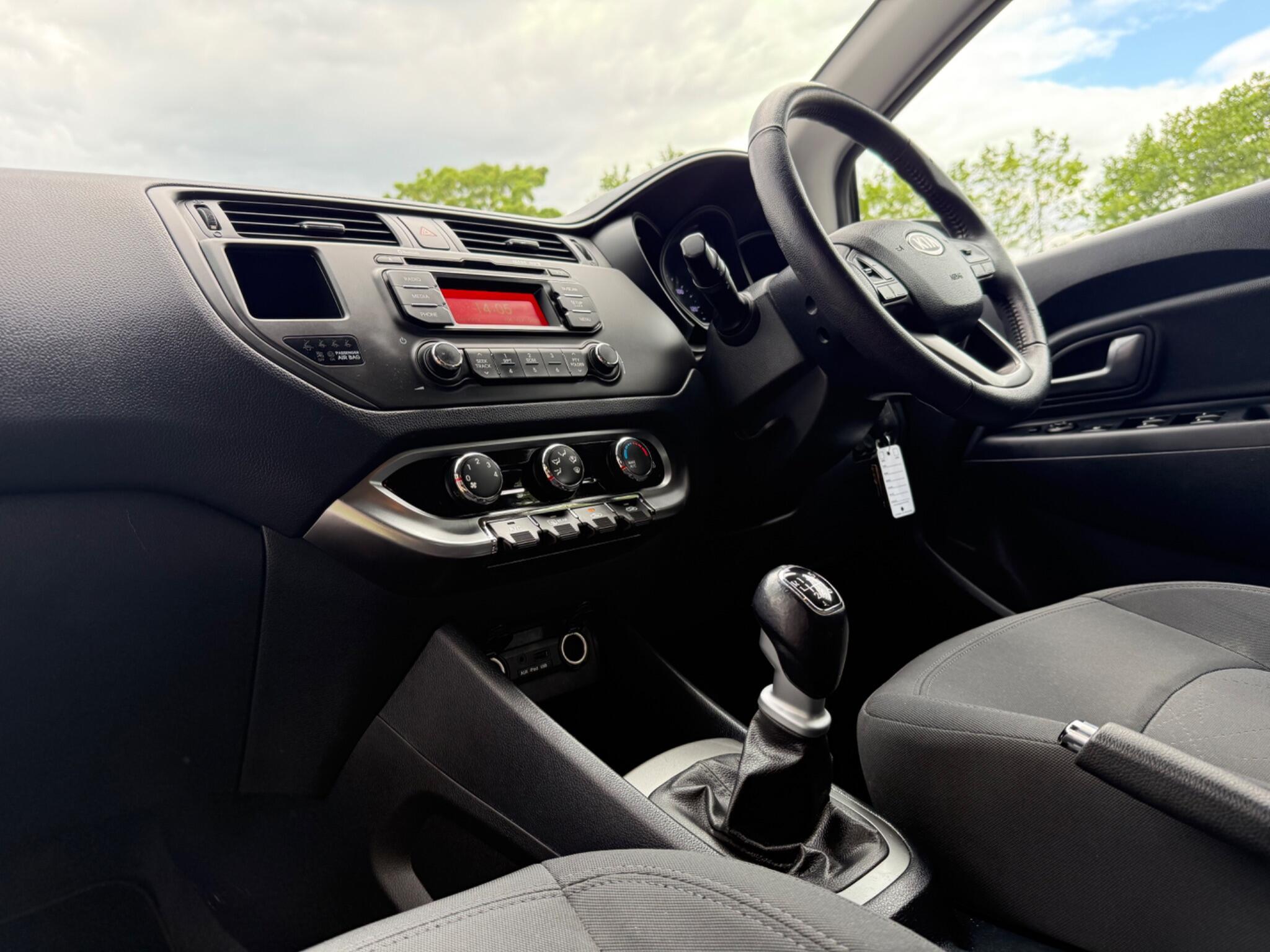 Kia Rio - Image 8